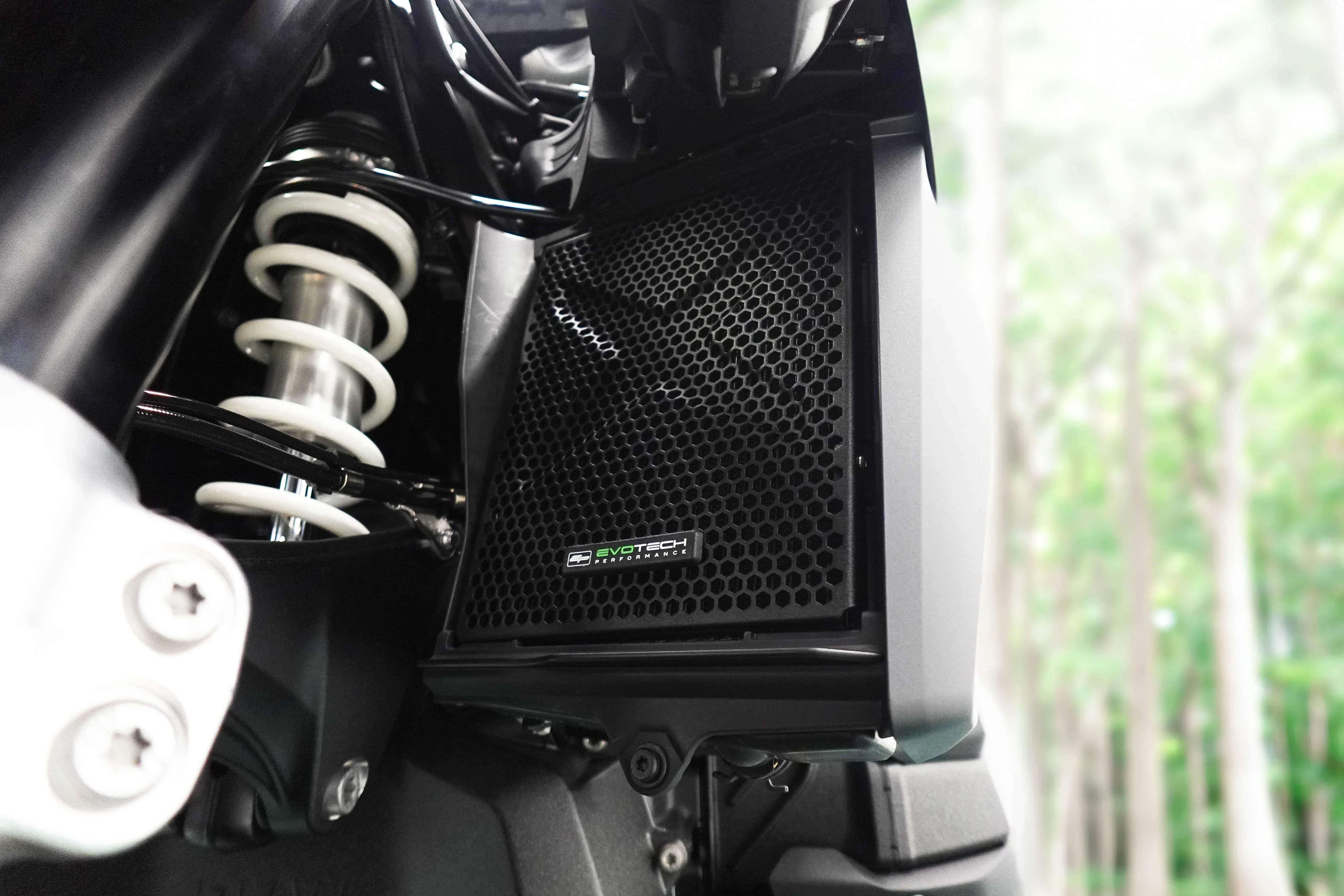 Evotech Radiator Guards - BMW R 1300 GS Adventure Triple Black (2024+) - Kühlerschutzgitter | Evotech Performance