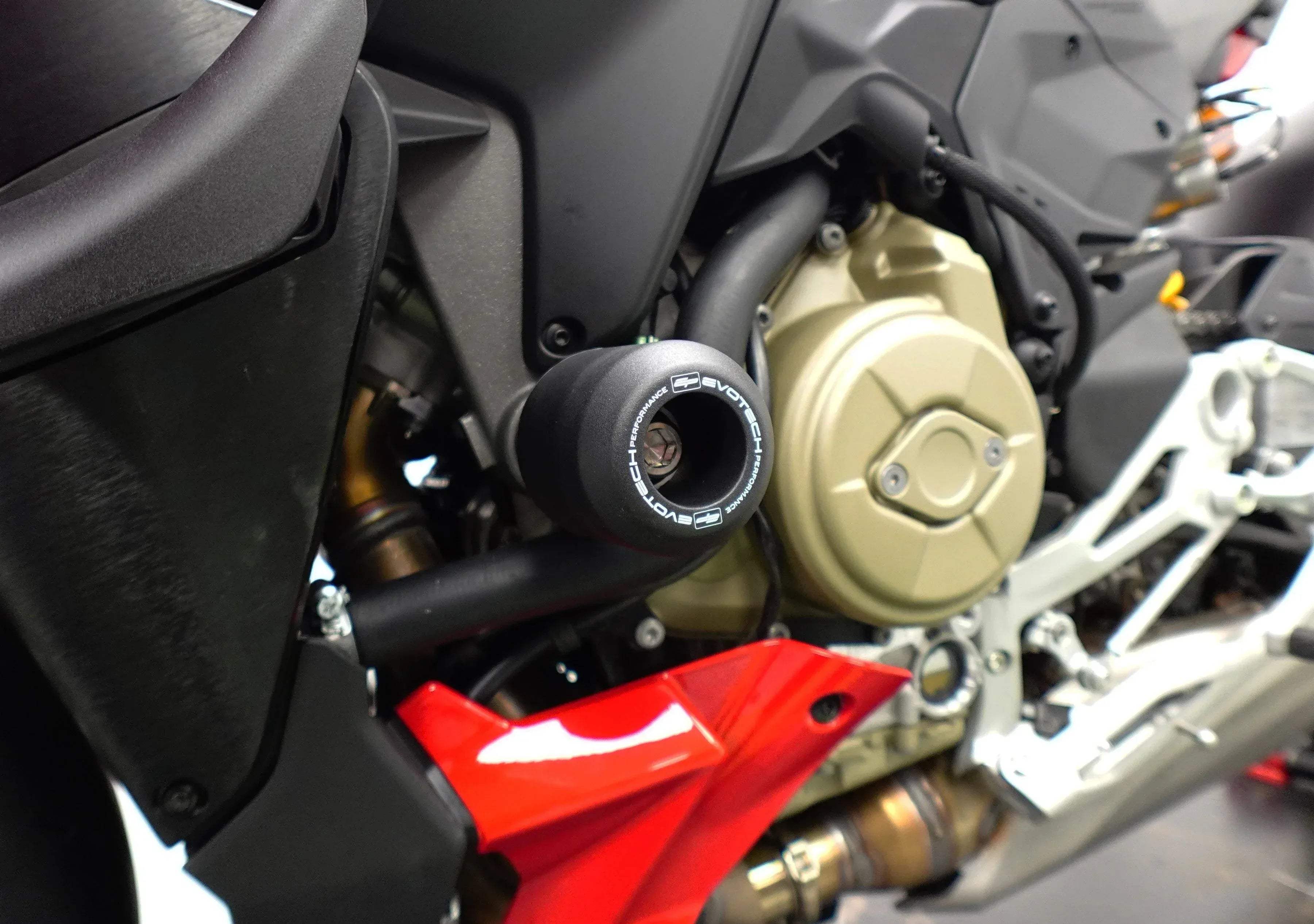 Evotech Frame Crash Protection - Ducati Streetfighter V4 (2025+) - Sturzpads | Evotech Performance