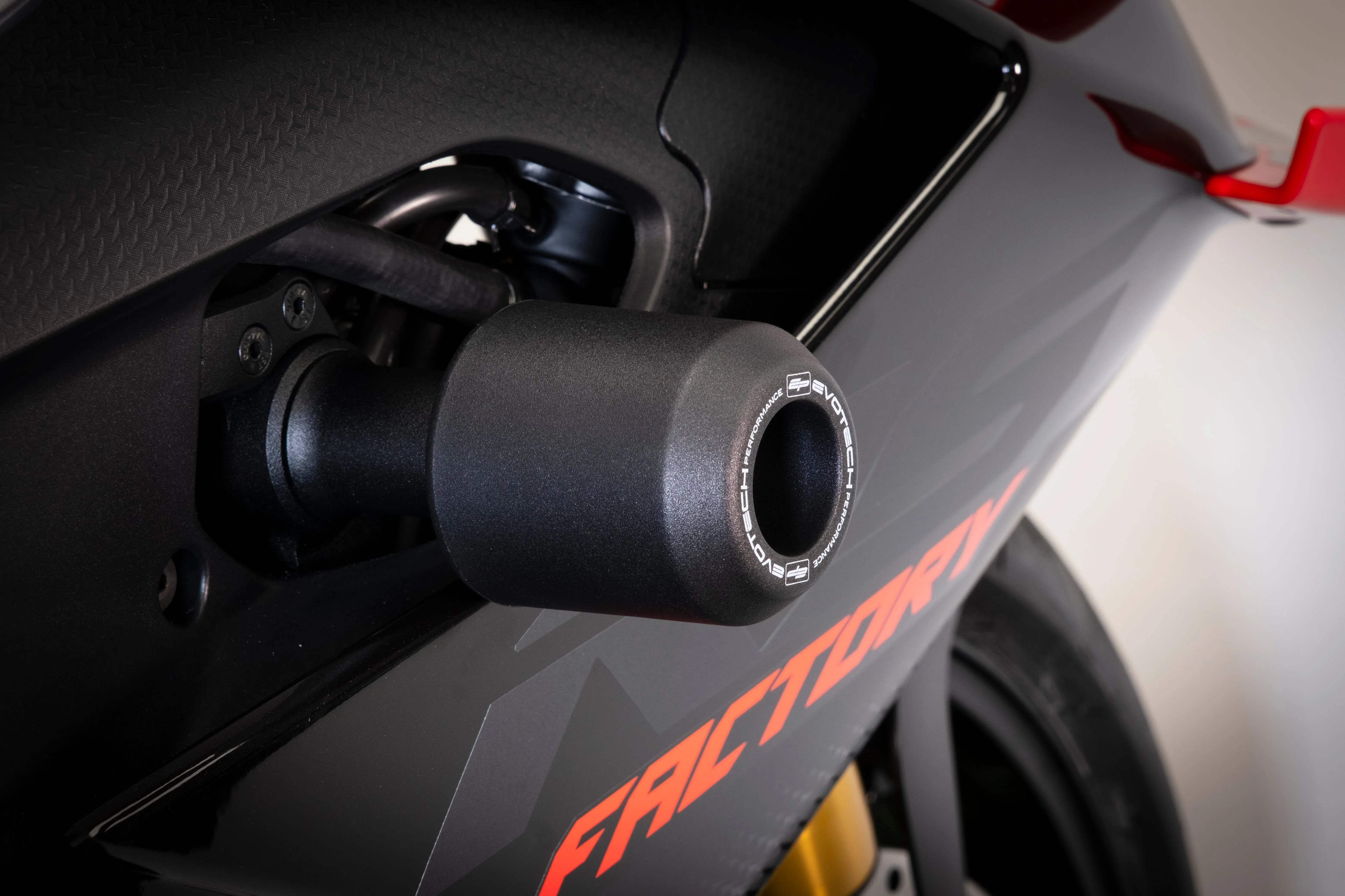 Evotech Crash Protection - Aprilia RS 660 (2025+) - Sturzpads | Evotech Performance