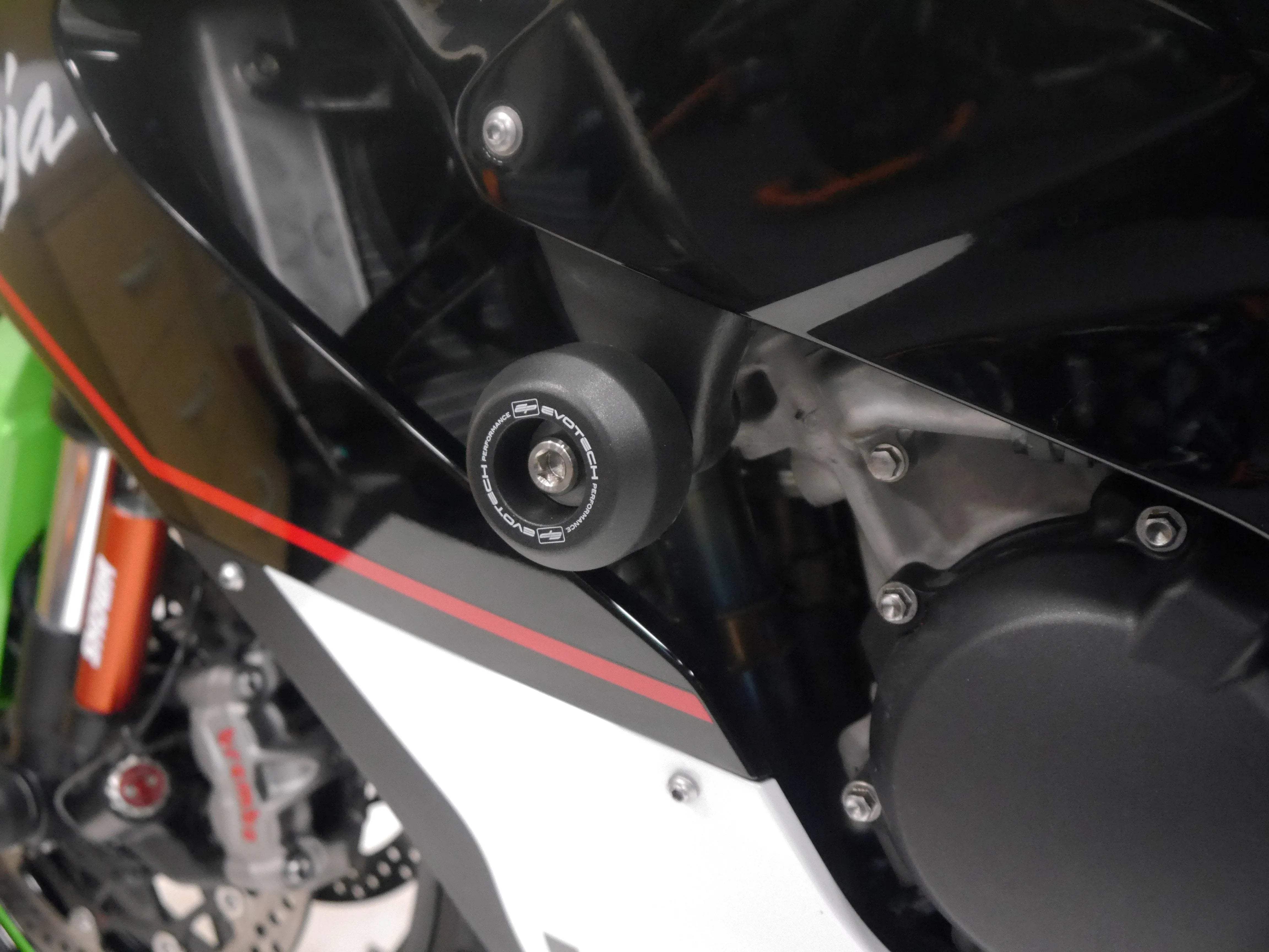Evotech Kawasaki Ninja ZX-10R Performance Crash Protection (2021+) - Sturzpads | Evotech Performance