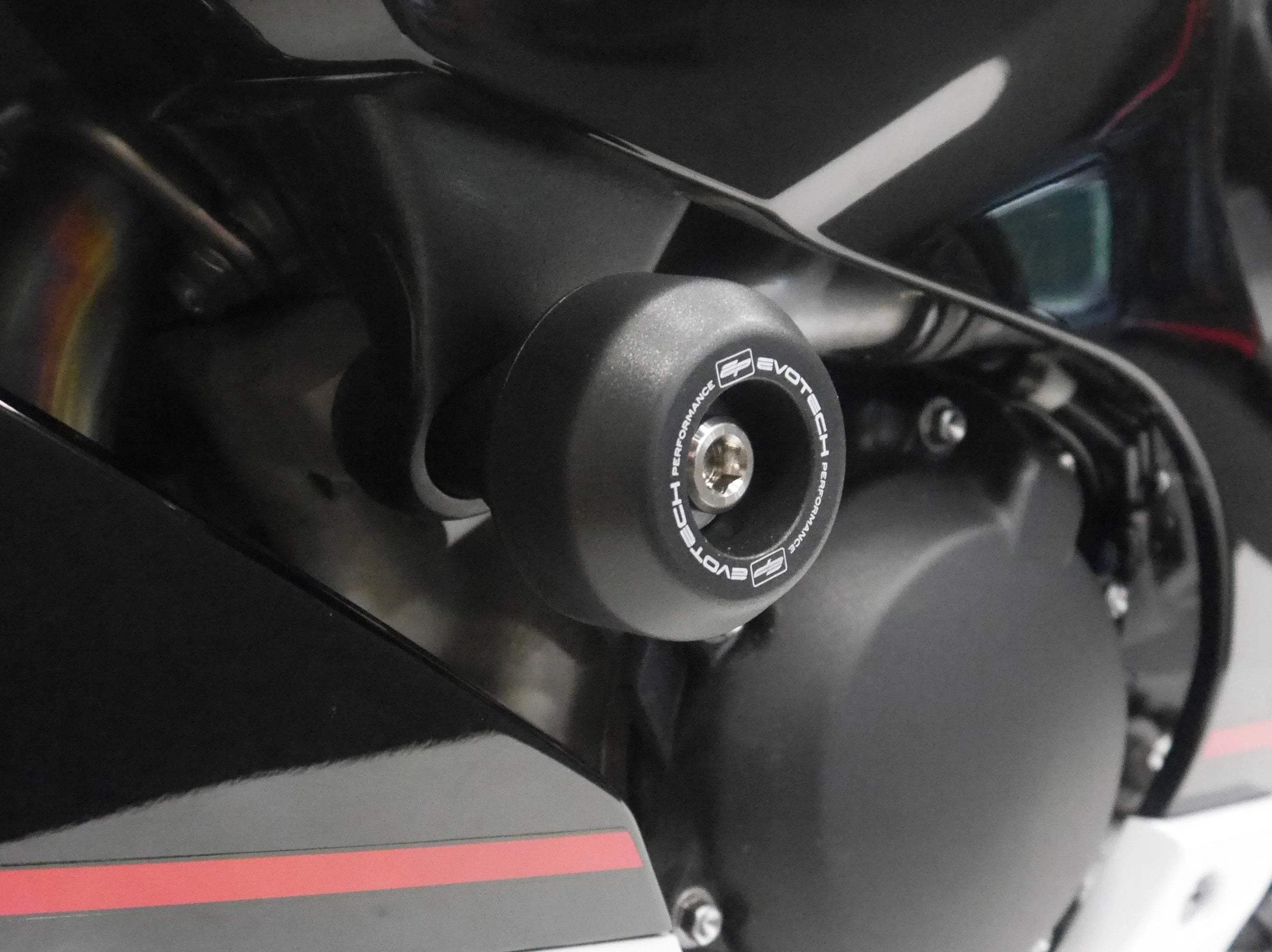 Evotech Kawasaki Ninja ZX-10RR Crash Protection (2021+) - Sturzpads | Evotech Performance