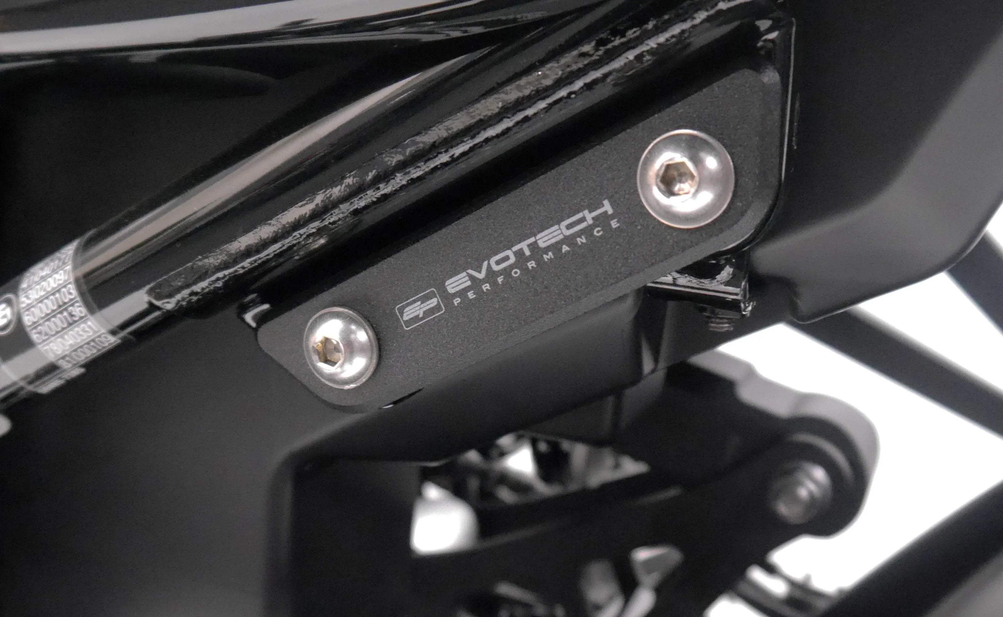 Evotech Kawasaki Z900RS Pillion Footpeg Removal Kit (2018 - 2020) - Soziusfußrastenabdeckung | Evotech Performance