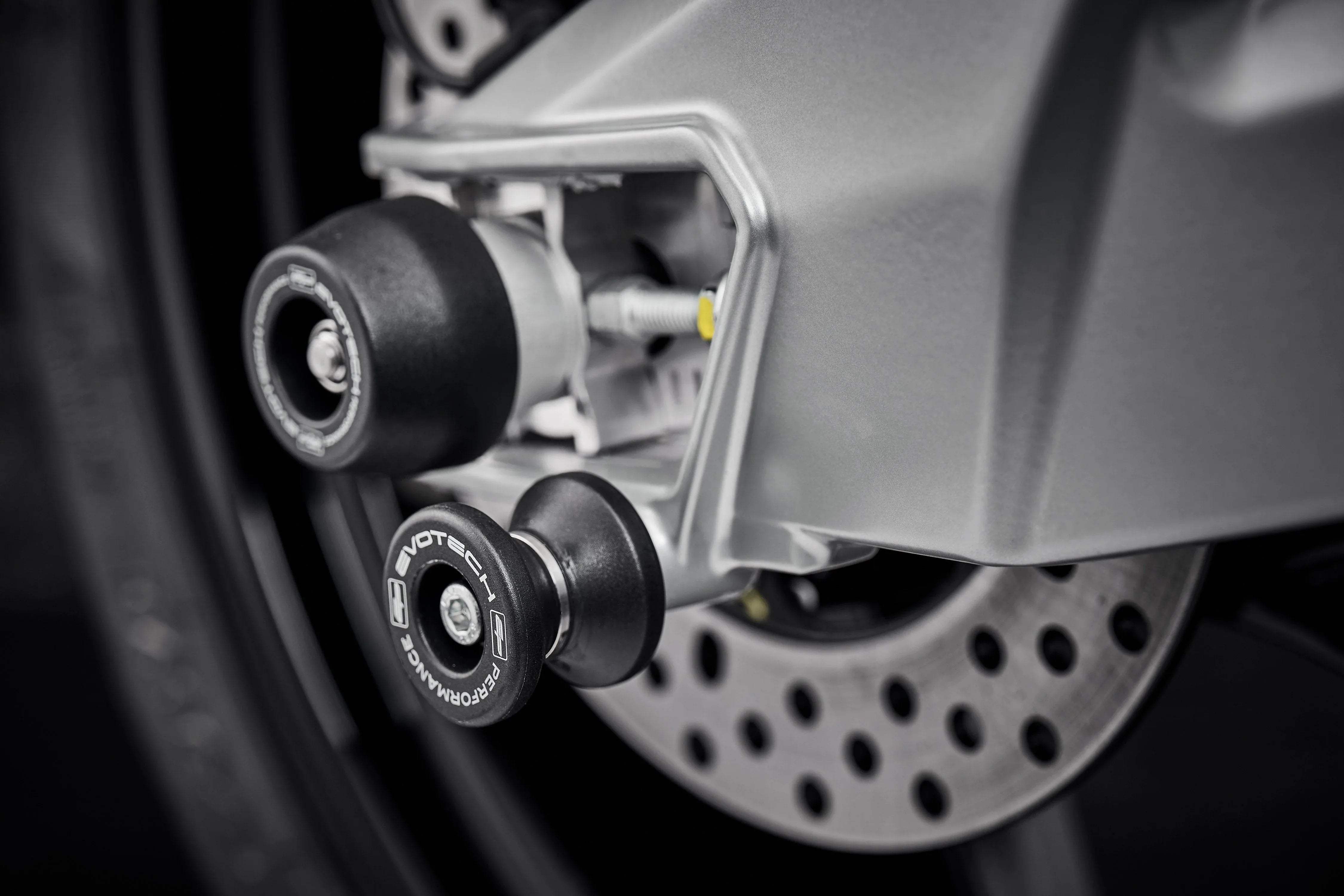 Evotech Paddock Stand Bobbins - Aprilia Tuono 660 (2021+) - Alu Bobbins | Evotech Performance