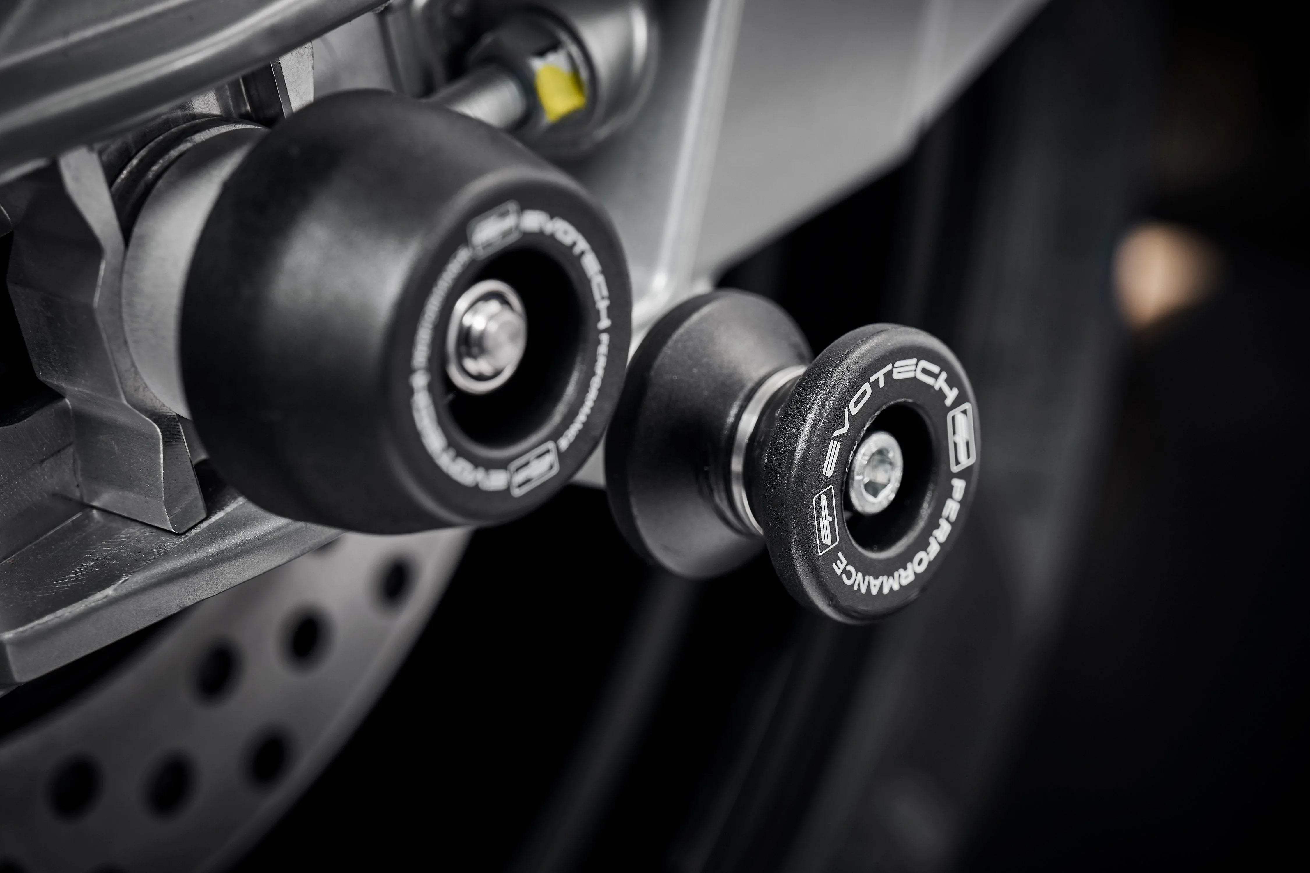 Evotech Paddock Stand Bobbins - Aprilia Tuono 660 (2021+) - Alu Bobbins | Evotech Performance