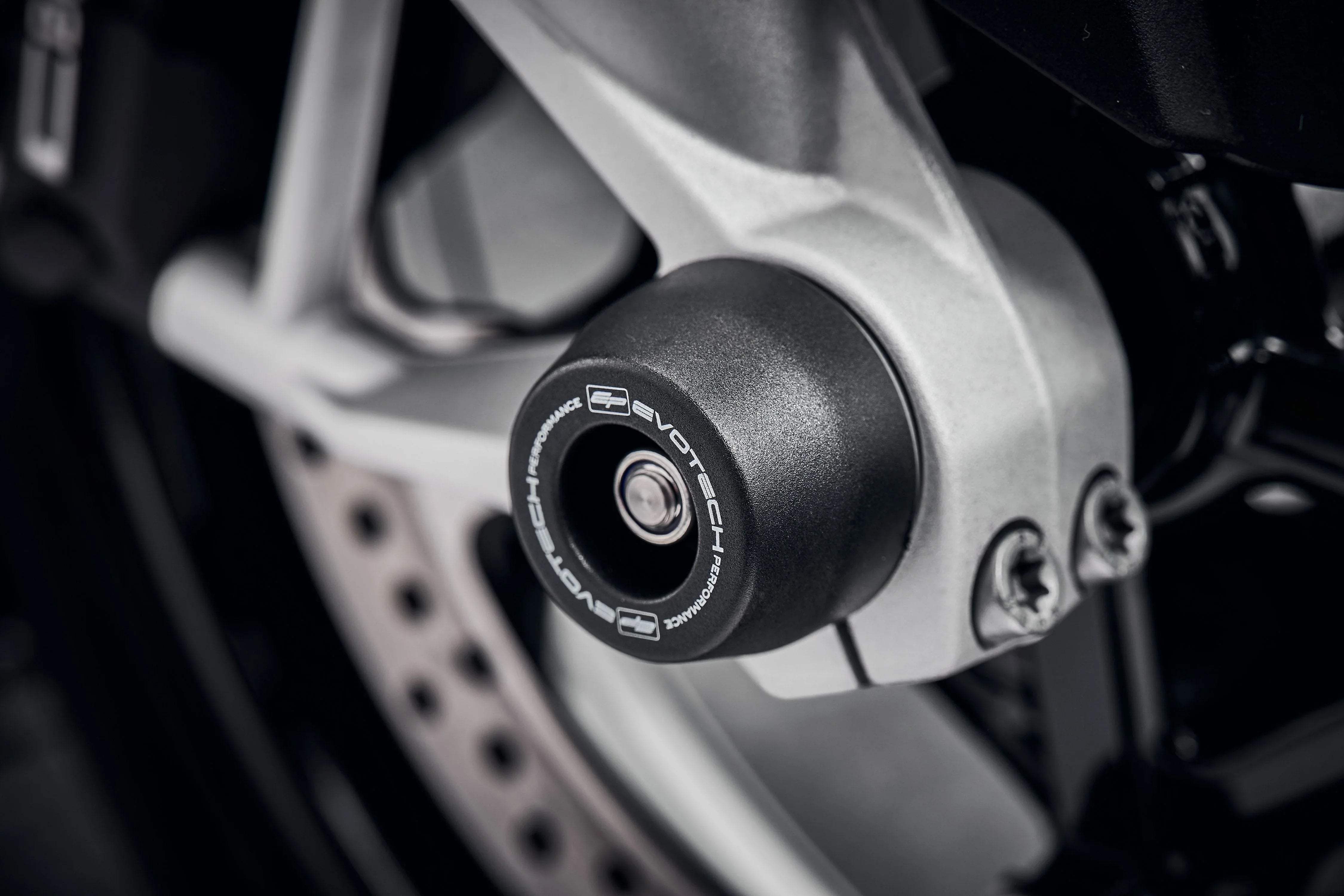 Evotech Performance Front Spindle Bobbins BMW S 1000 R 2021 - 2024 - Spindle Bobbins | Evotech Performance