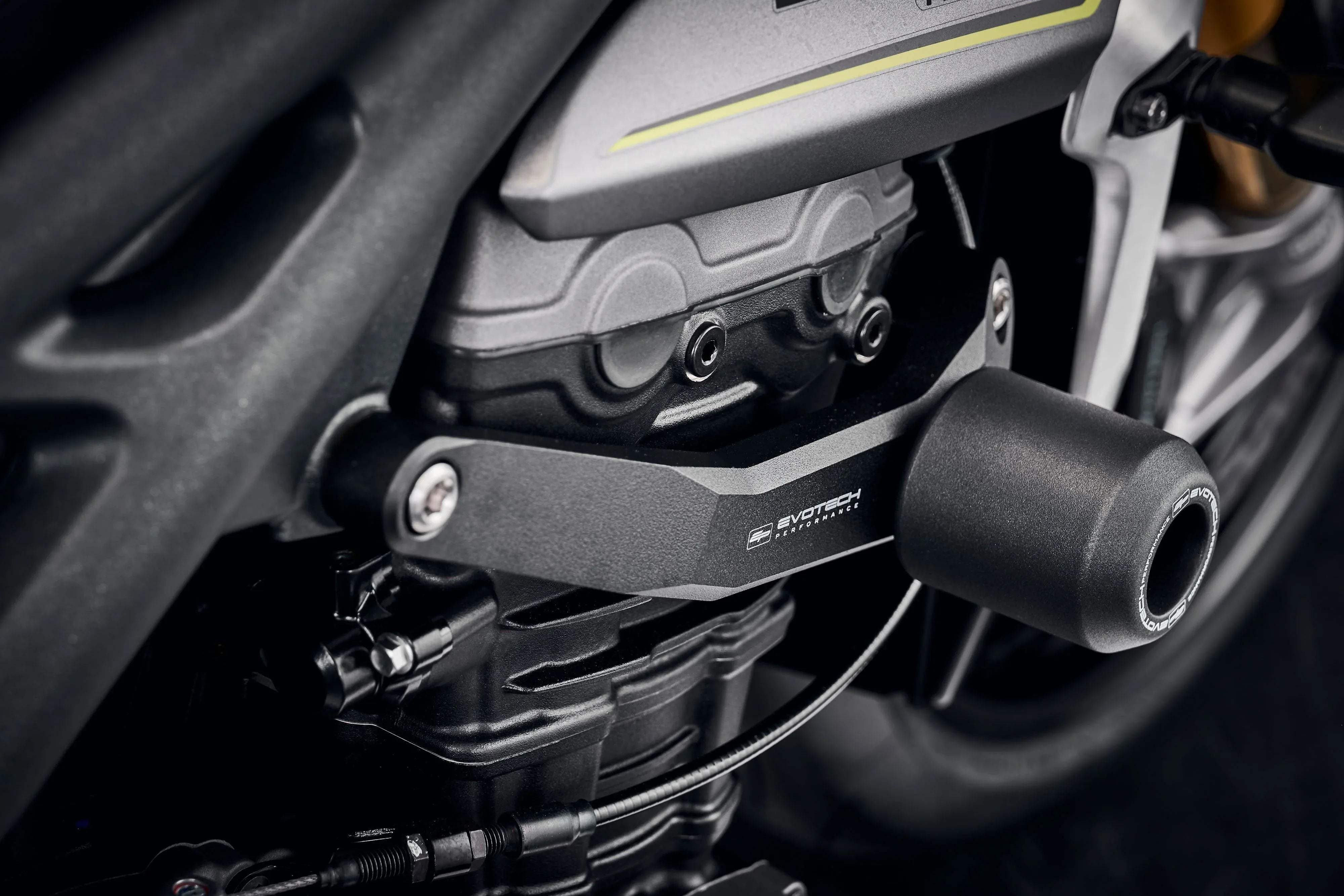 Evotech Crash Protection - Triumph Speed Triple 1200 RS (2025+) - Sturzpads | Evotech Performance