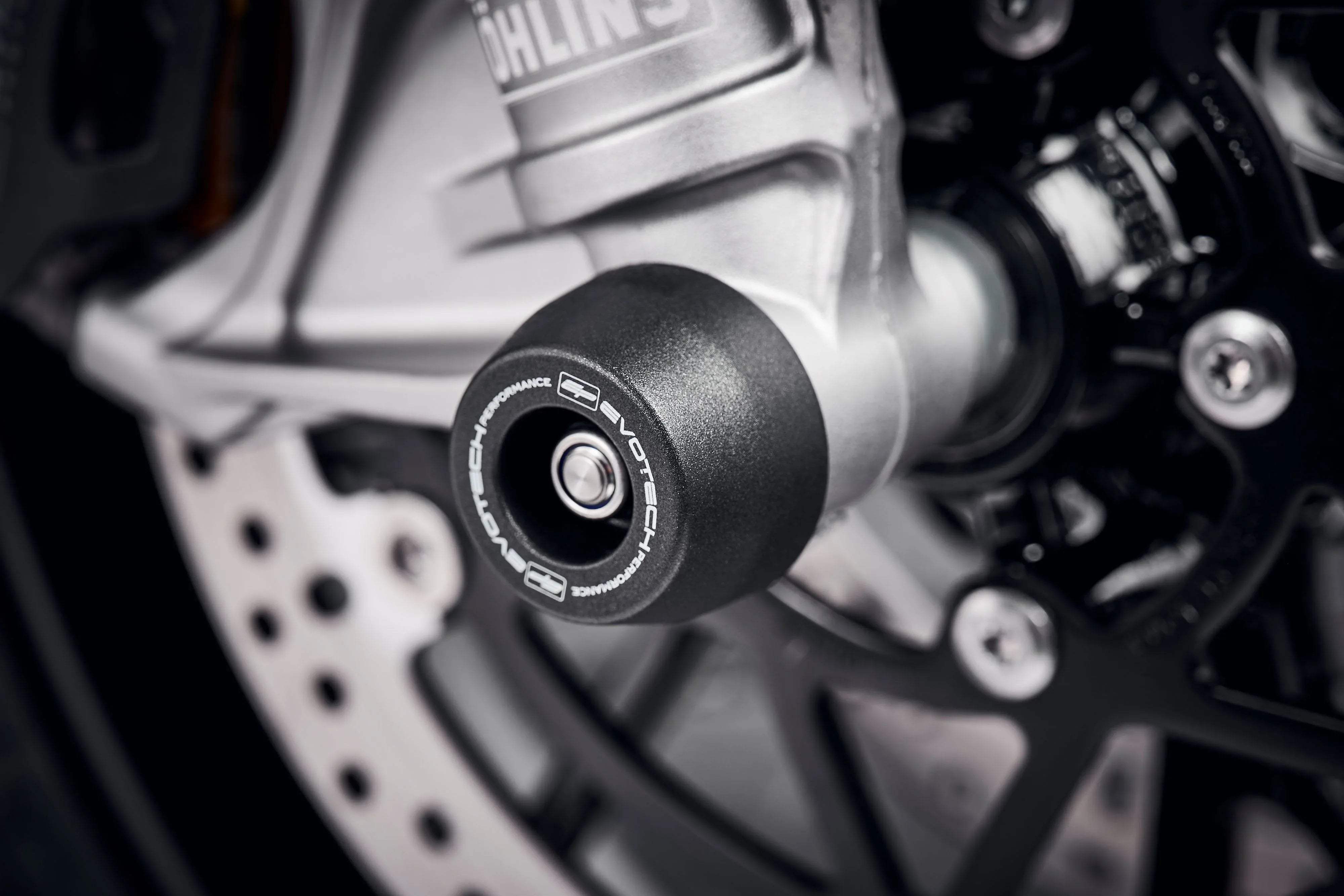 Evotech Spindle Bobbins Kit - Triumph Speed Triple 1200 RS (2025+) - Spindle Bobbins | Evotech Performance
