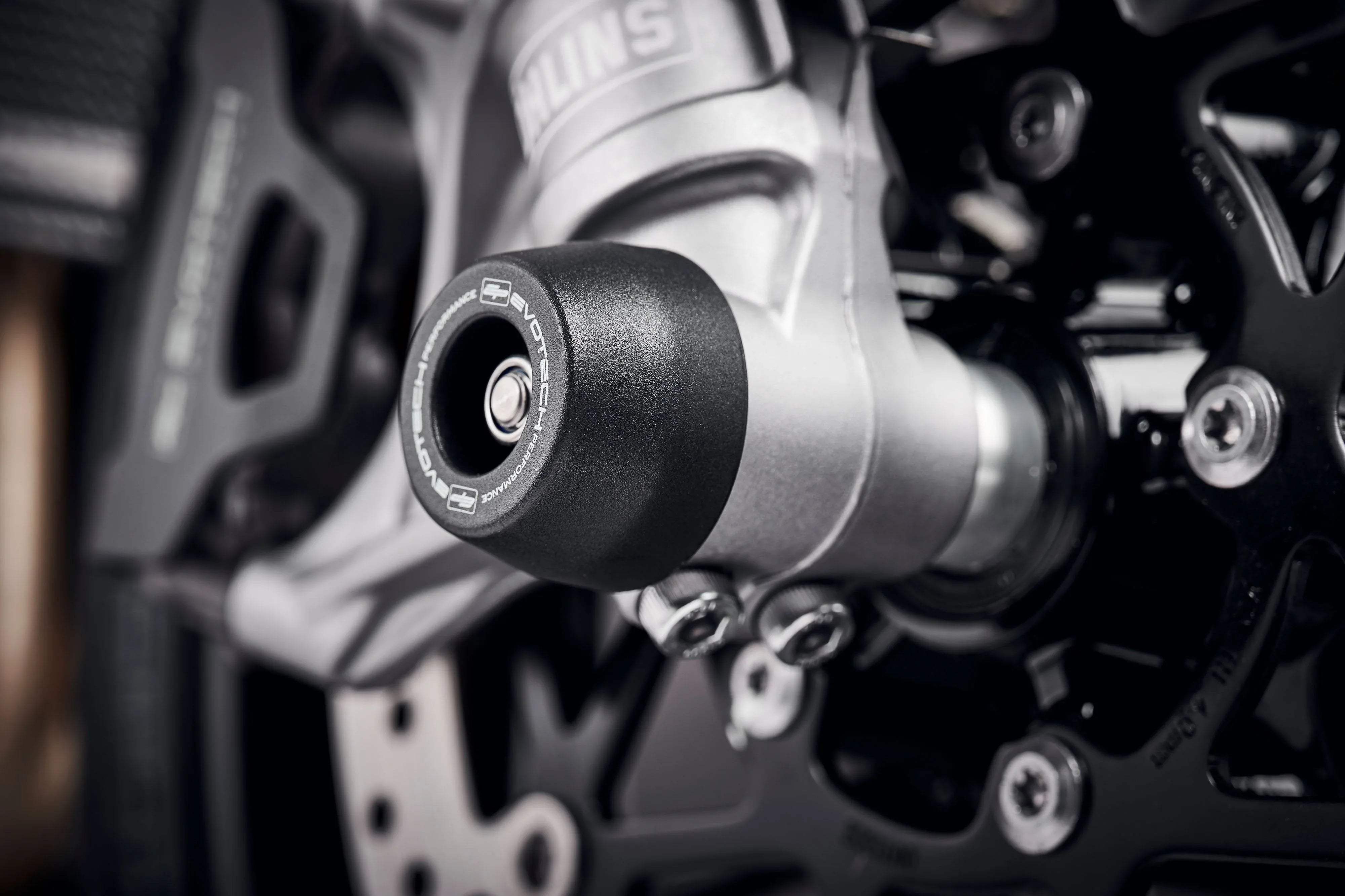 Evotech Front Spindle Bobbins - Triumph Speed Triple 1200 RS (2021 - 2024) - Spindle Bobbins | Evotech Performance