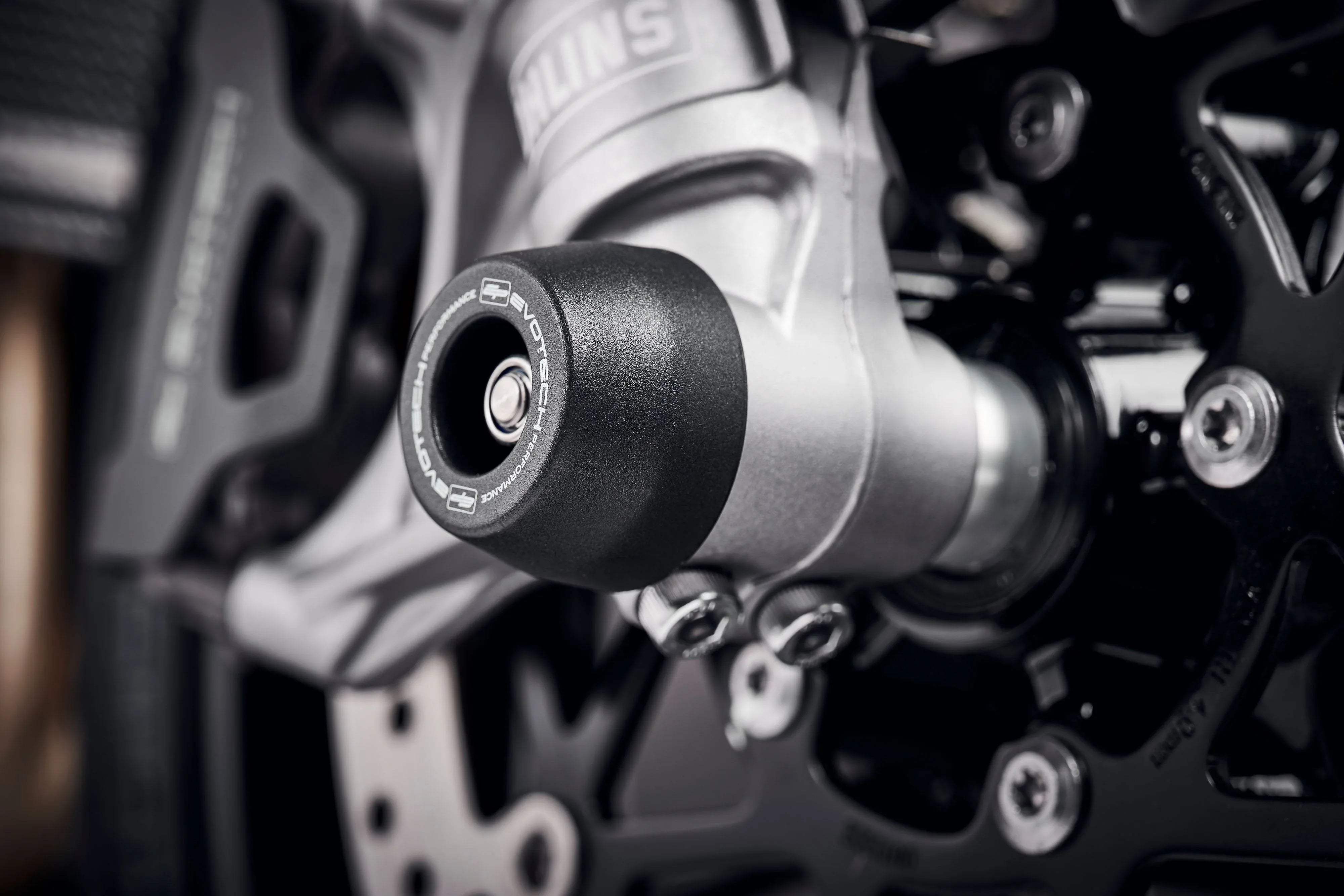 Evotech Performance Spindle Bobbins Kit - Triumph Speed Triple 1200 RS (2021 - 2024) - Spindle Bobbins | Evotech Performance