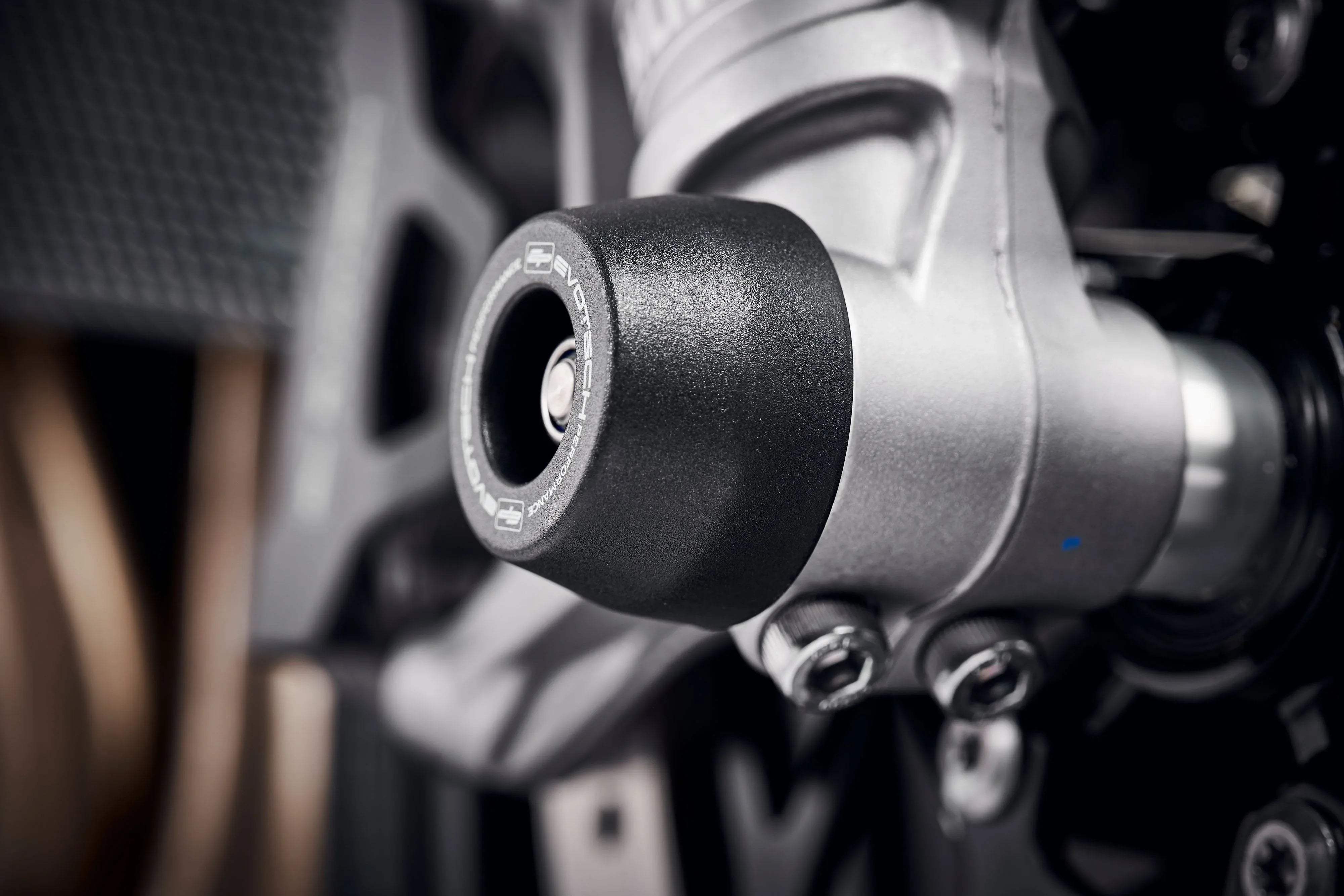 Evotech Front Spindle Bobbins - Triumph Speed Triple 1200 RS (2021 - 2024) - Spindle Bobbins | Evotech Performance