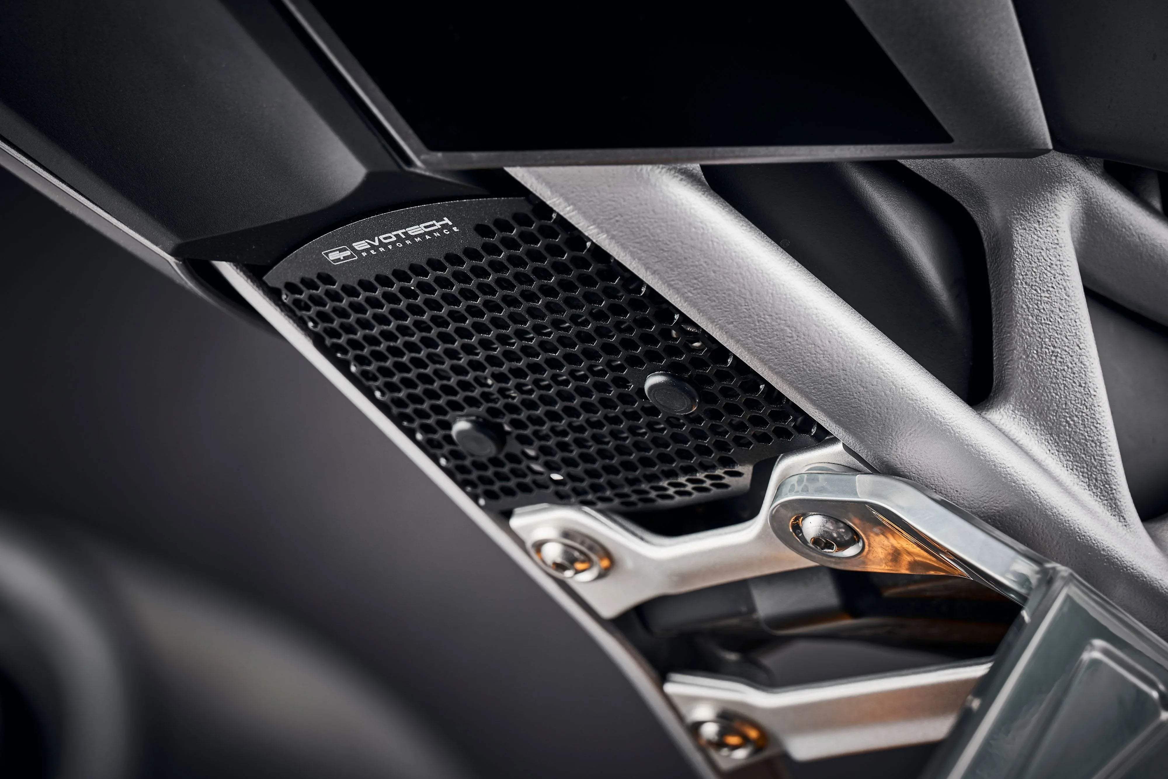 Evotech Rectifier Guard - Triumph Speed Triple 1200 RS (2021 - 2024) - Gleichrichterschutz | Evotech Performance