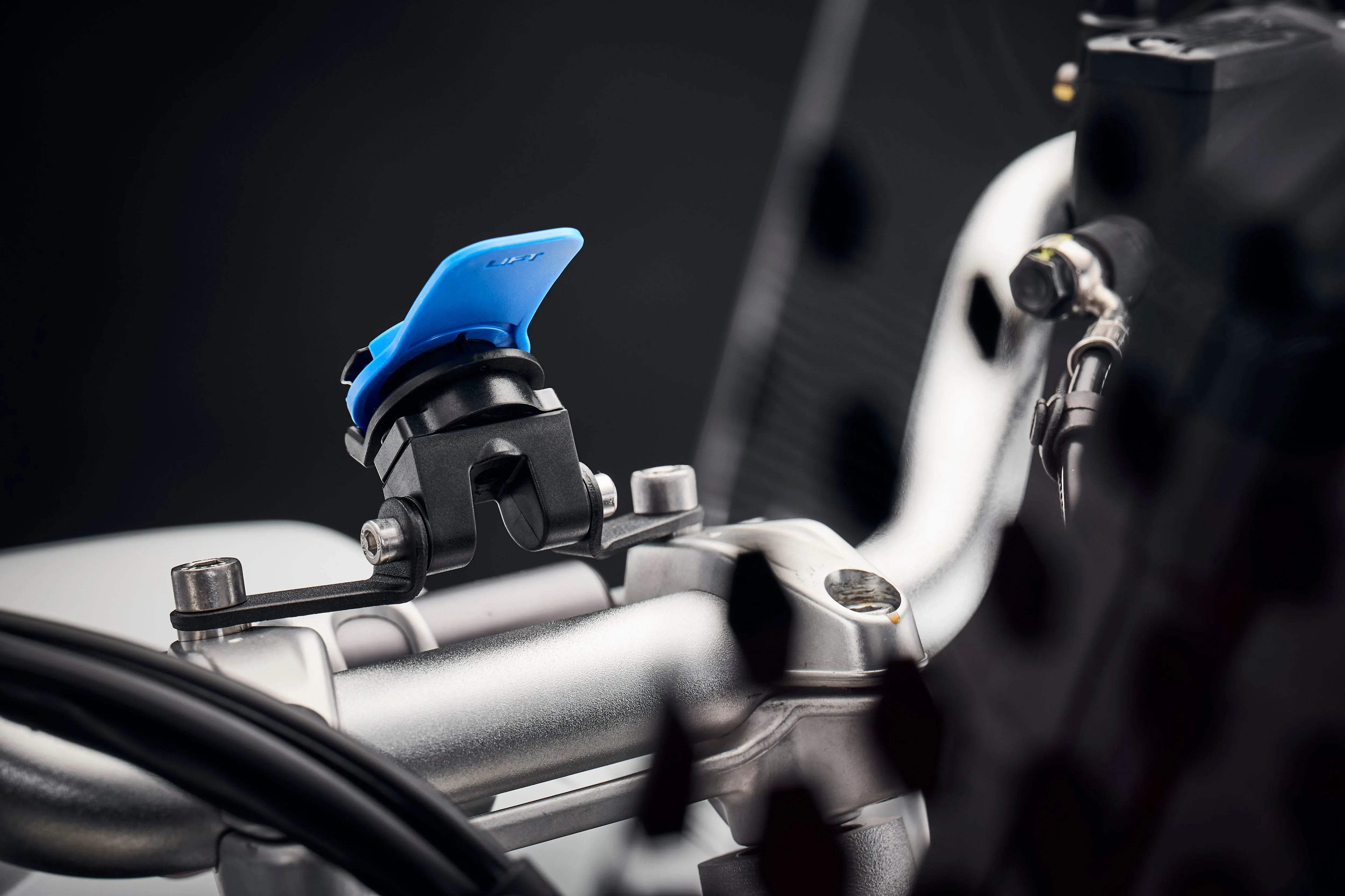 Evotech Performance Quad Lock Compatible Handlebar Clamp Mount - Ducati DesertX (2022+) - Halterung Quad Lock | Evotech Performance