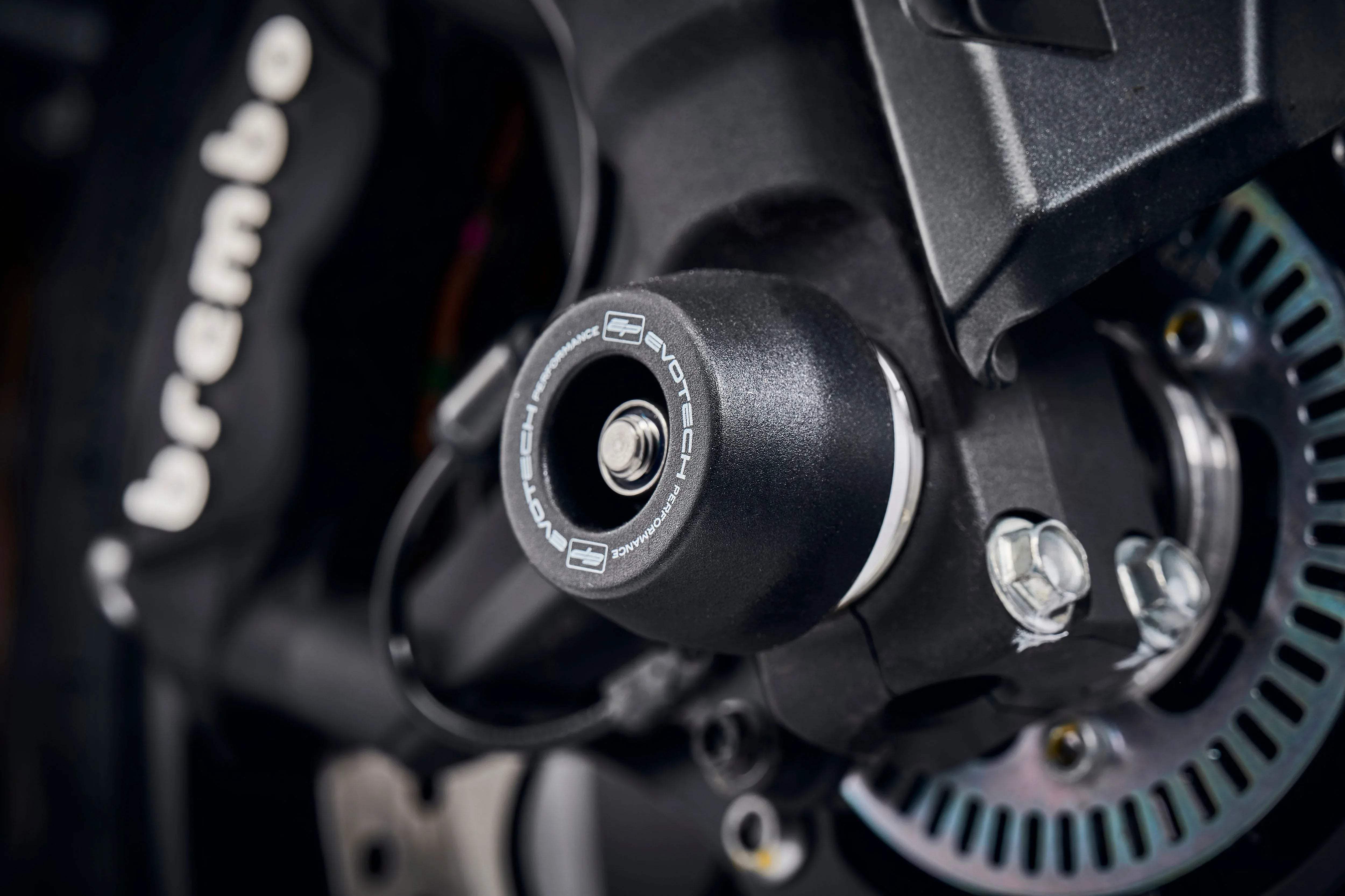 Evotech Performance Spindle Bobbins Kit - Suzuki GSX-S1000Y (2018-2021) - Spindle Bobbins | Evotech Performance