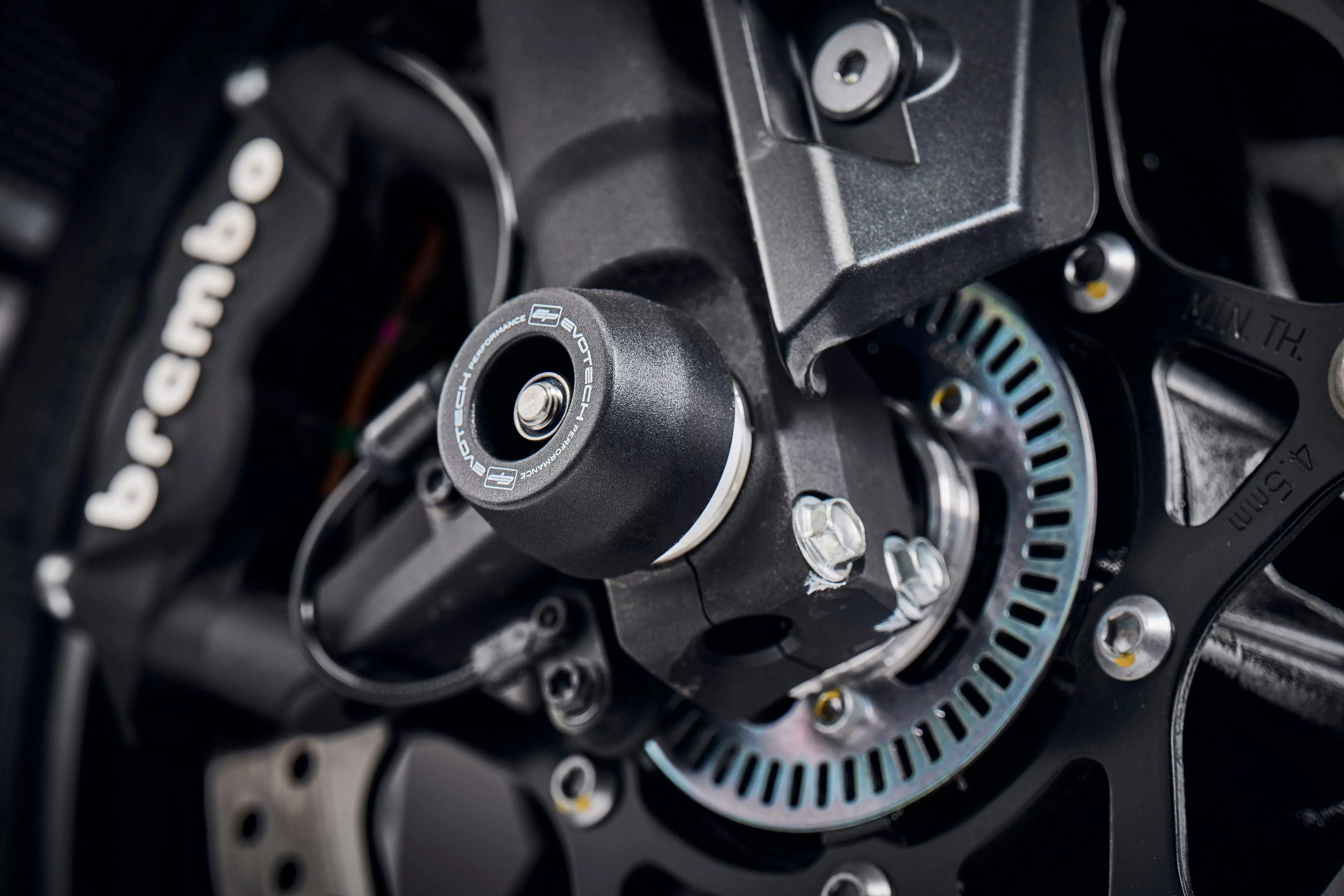 Evotech Performance Spindle Bobbins Kit - Suzuki GSX-S1000 (2015-2021) - Spindle Bobbins | Evotech Performance