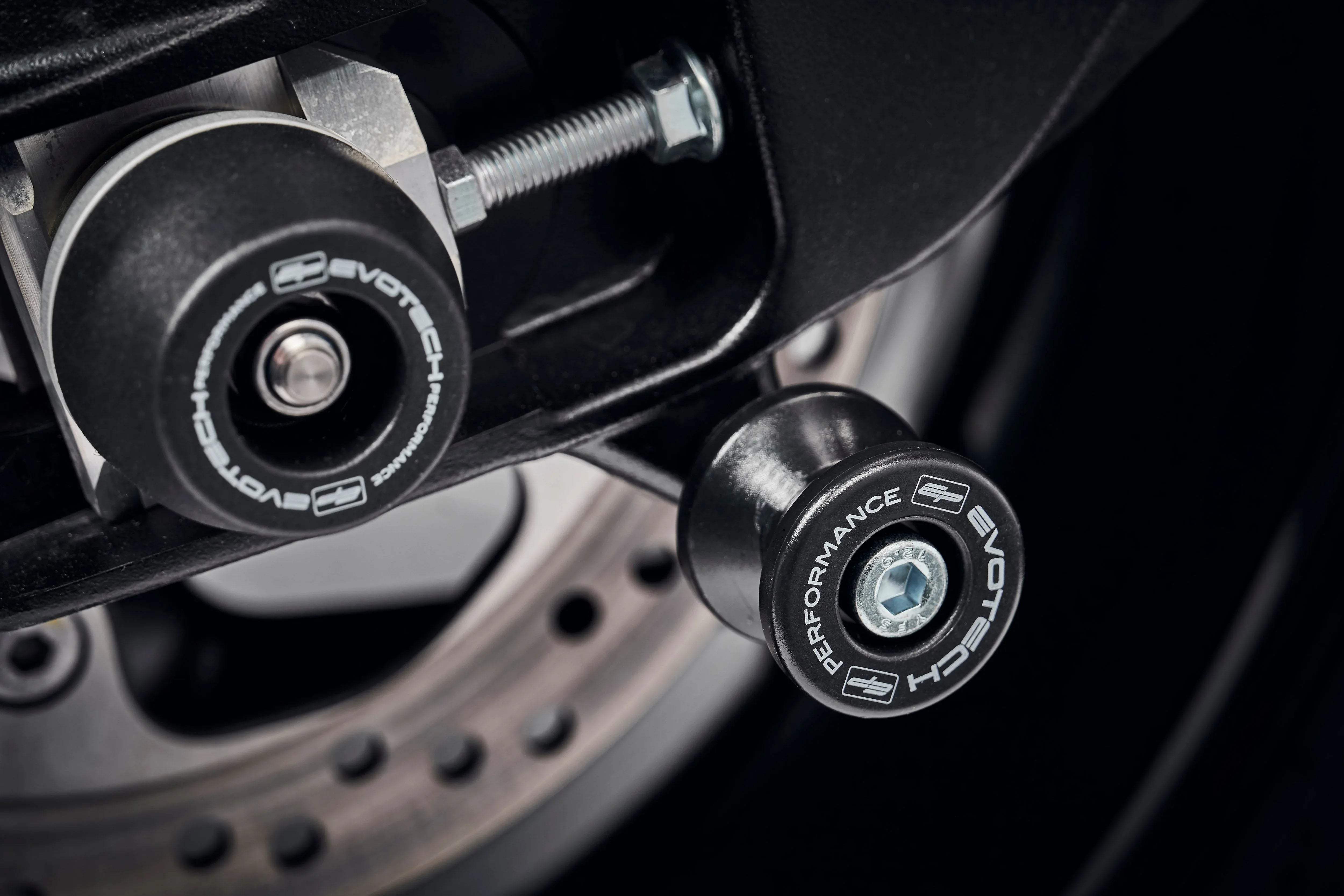 Evotech Paddock Stand Bobbins - Suzuki GSX-S1000FZ (2018-2021) - Alu Bobbins | Evotech Performance
