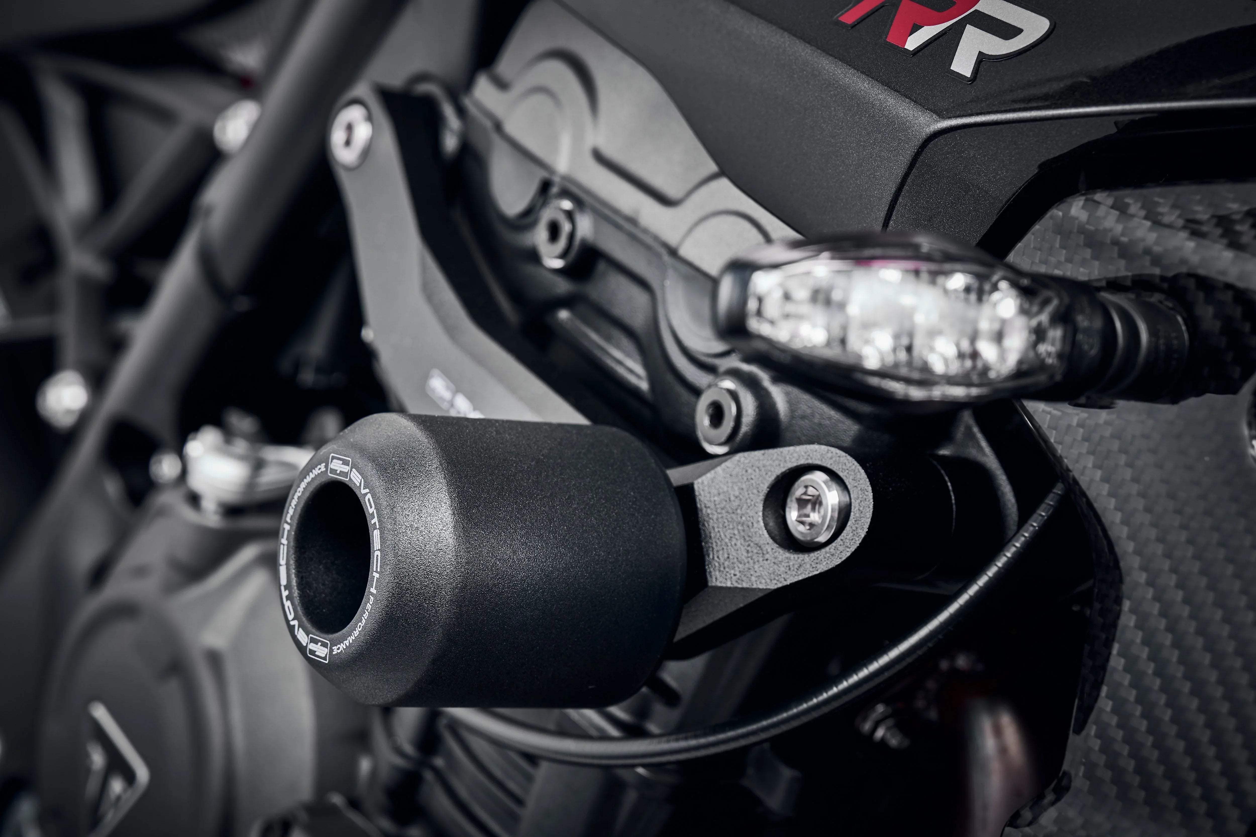 Evotech Performance Crash Protection - Triumph Speed Triple 1200 RR (2022+) - Sturzpads | Evotech Performance