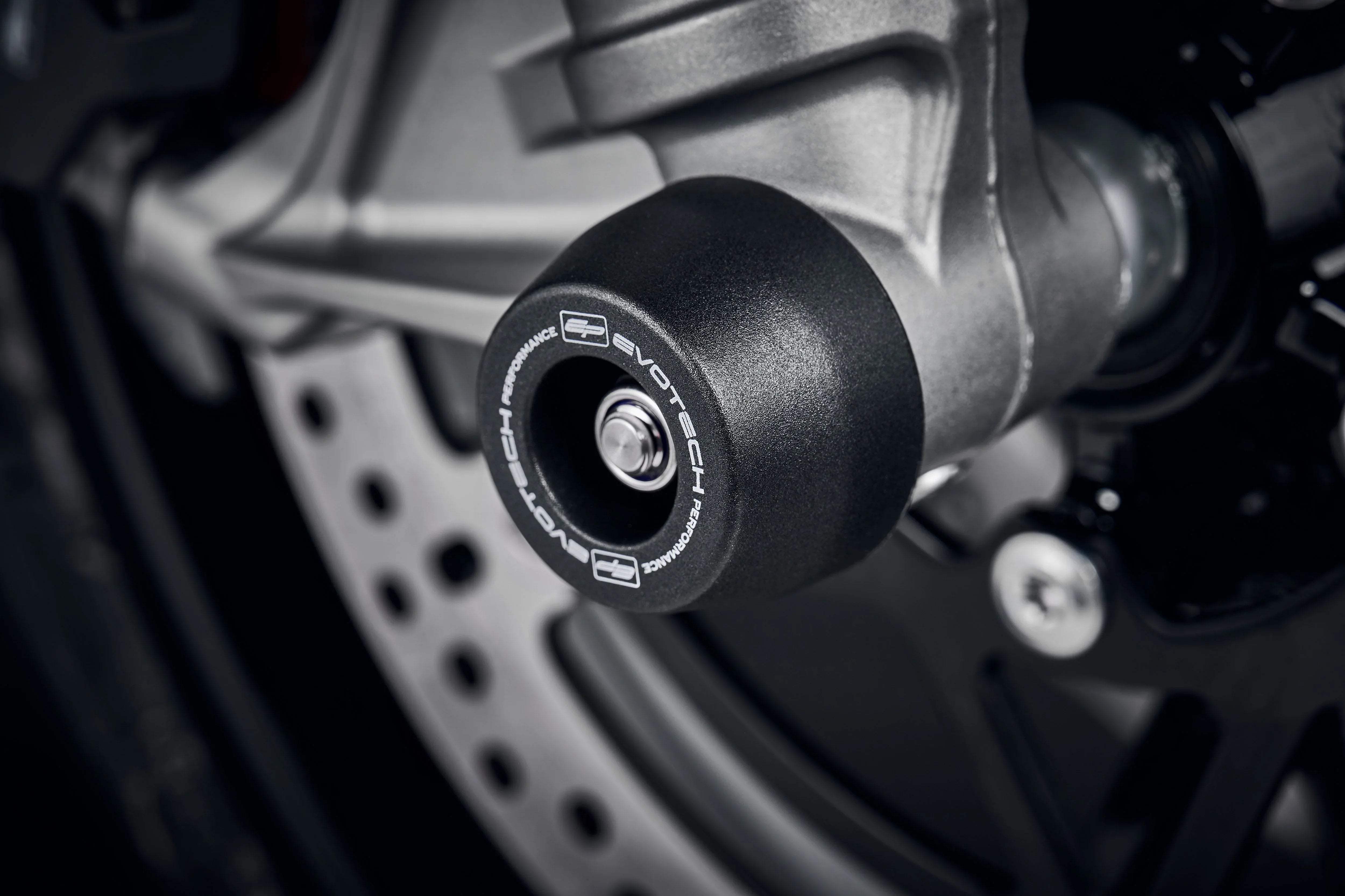 Evotech Performance Spindle Bobbins Kit - Triumph Speed Triple 1200 RR (2022+) - Spindle Bobbins | Evotech Performance