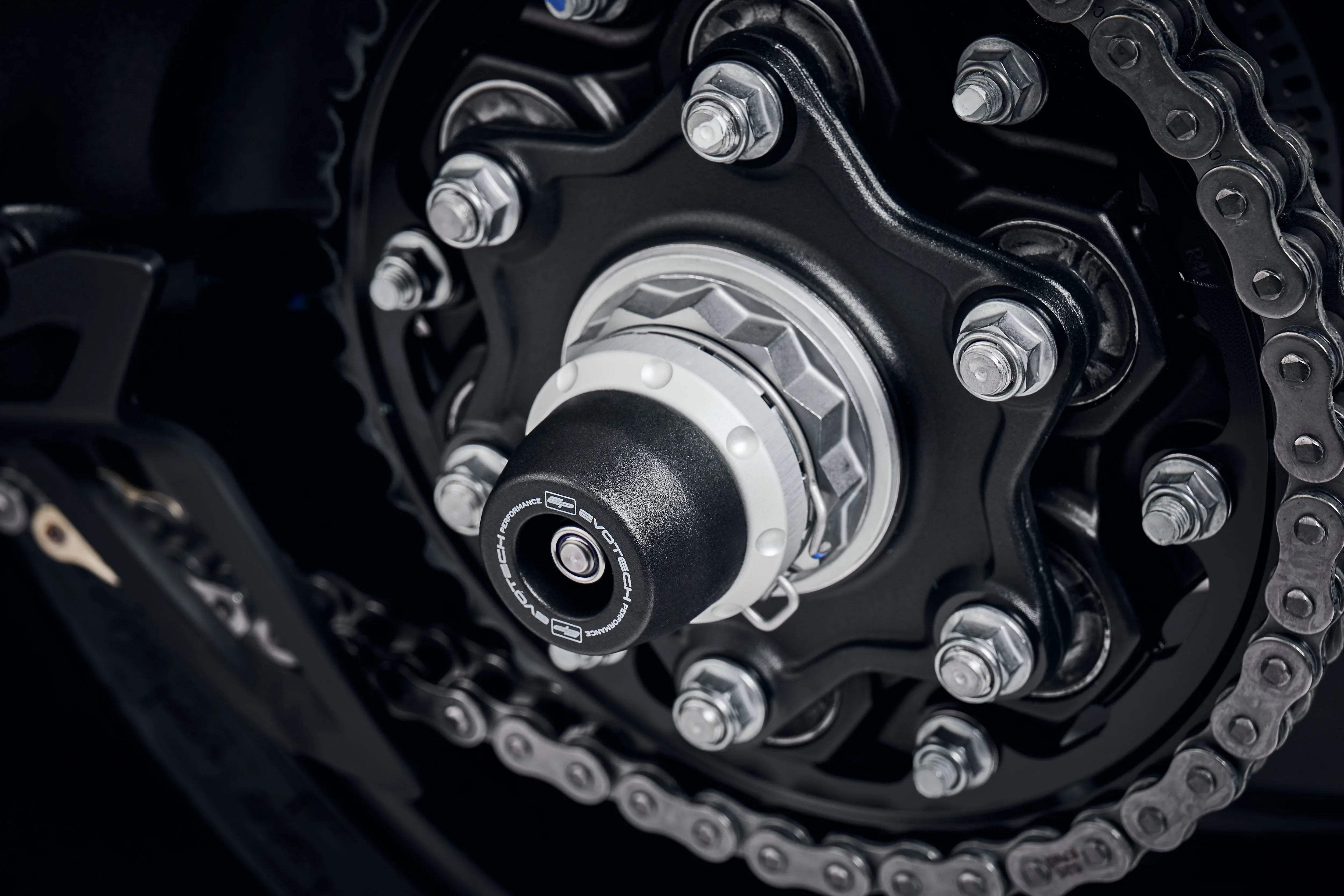 Evotech Performance Spindle Bobbins Kit - Triumph Speed Triple 1200 RR (2022+) - Spindle Bobbins | Evotech Performance