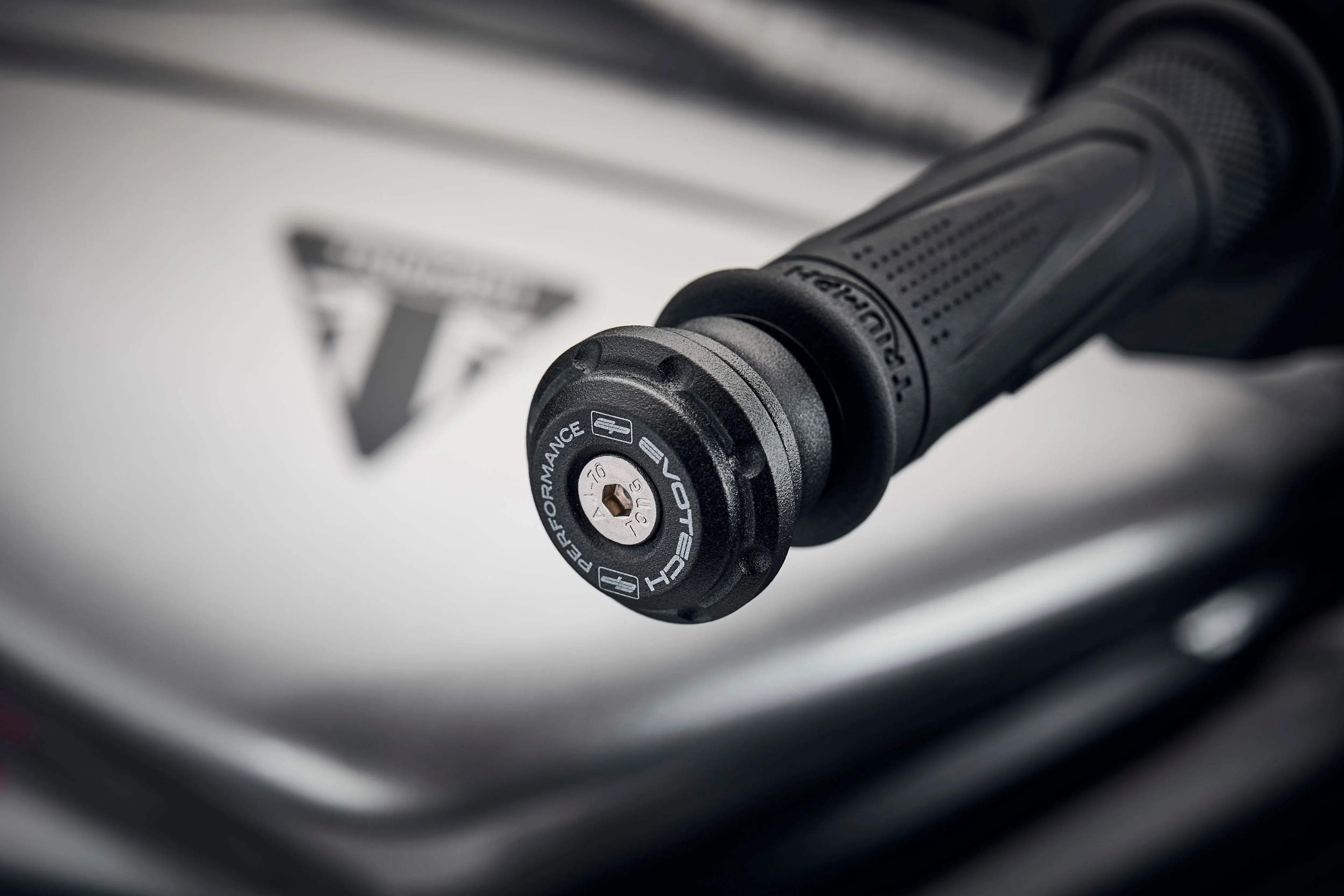 Evotech Performance Bar End Weights (Non Bar End Mirror Version) - Triumph Speed Triple RS (2018-2020) - Lenkerendgewichte | Evotech Performance