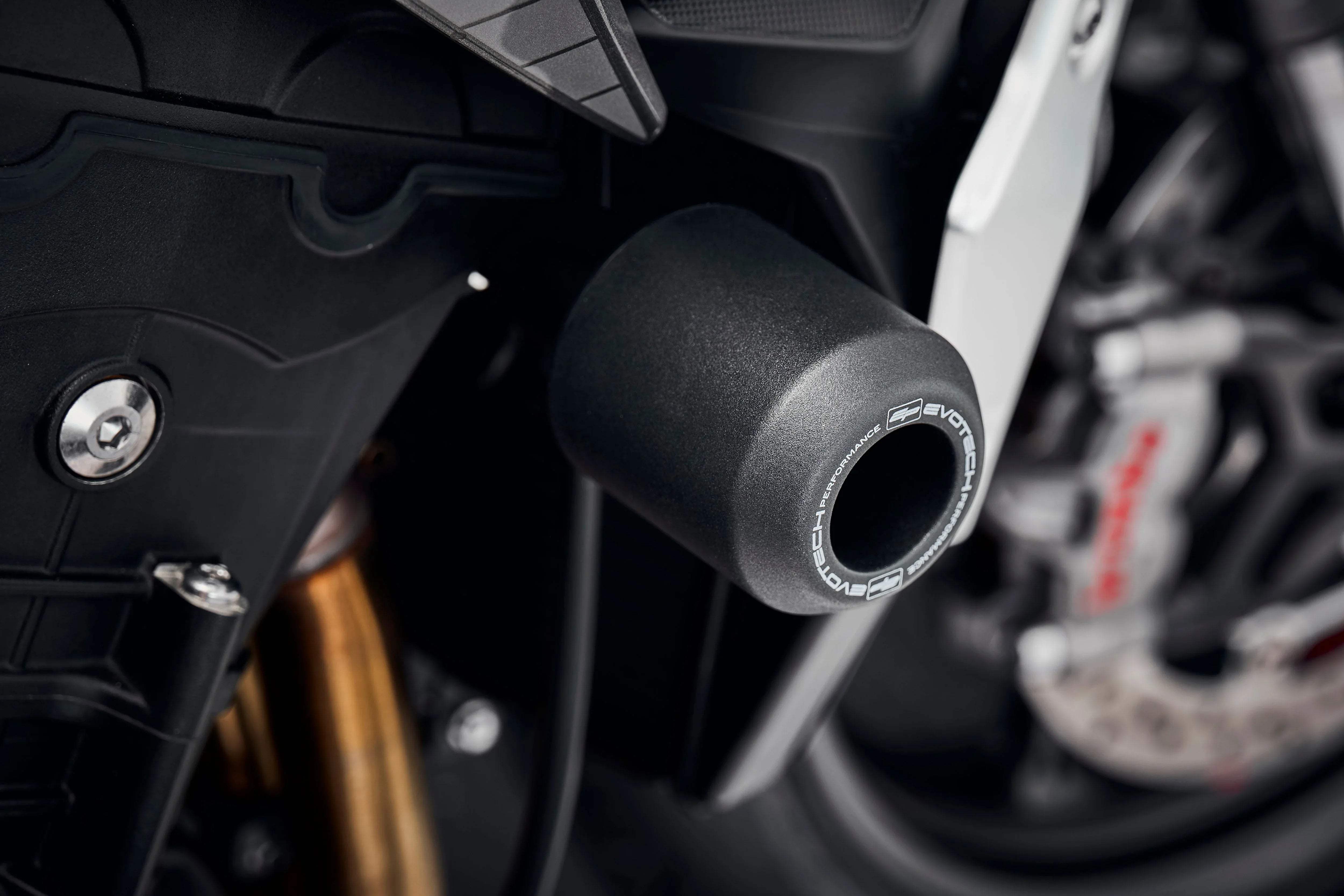 Evotech Triumph Street Triple R Crash Bobbins (2020-2022) - Sturzpads | Evotech Performance
