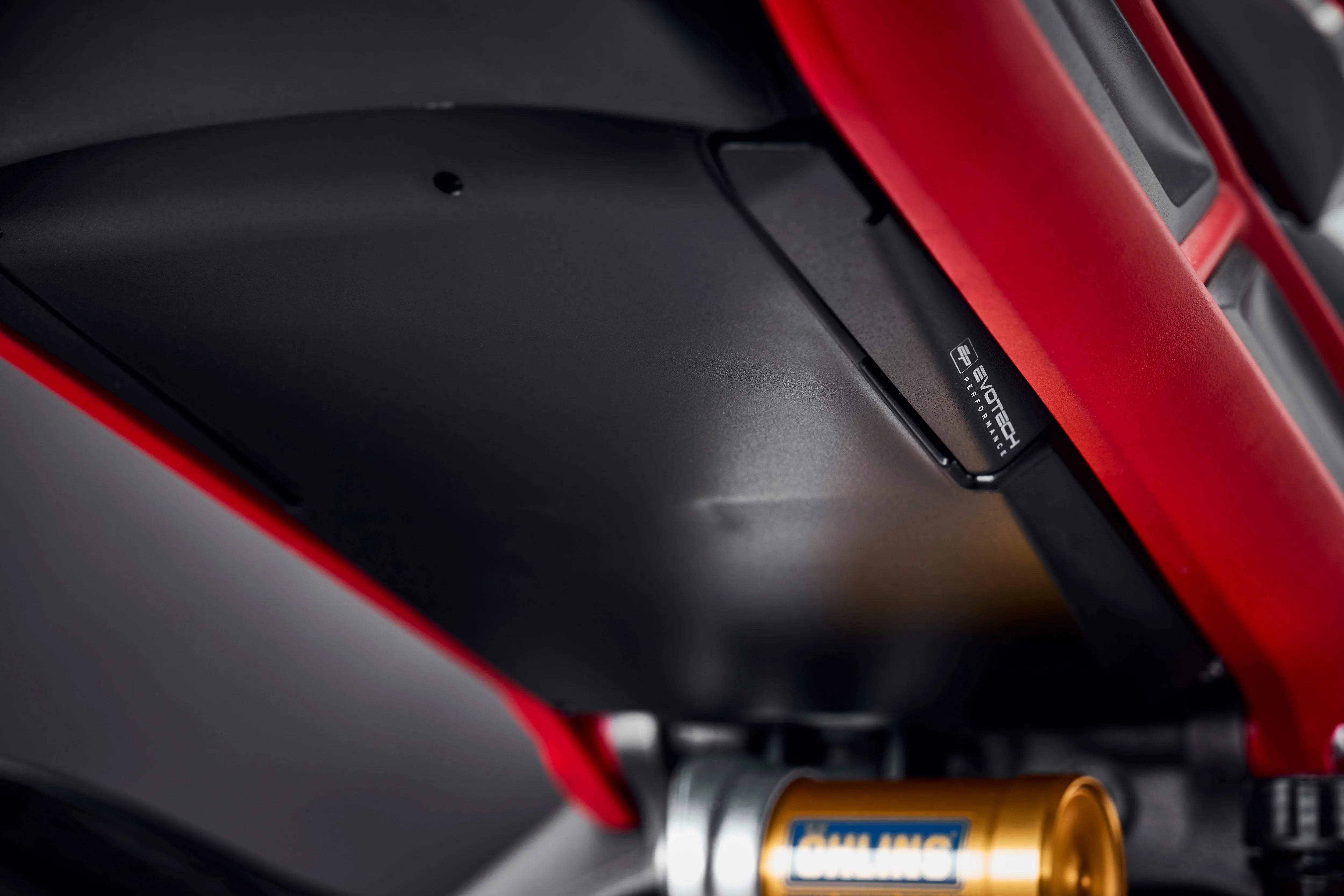 Evotech Triumph Daytona 675 Pillion Footpeg Removal Kit (2013 - 2017) - Soziusfußrastenabdeckung | Evotech Performance