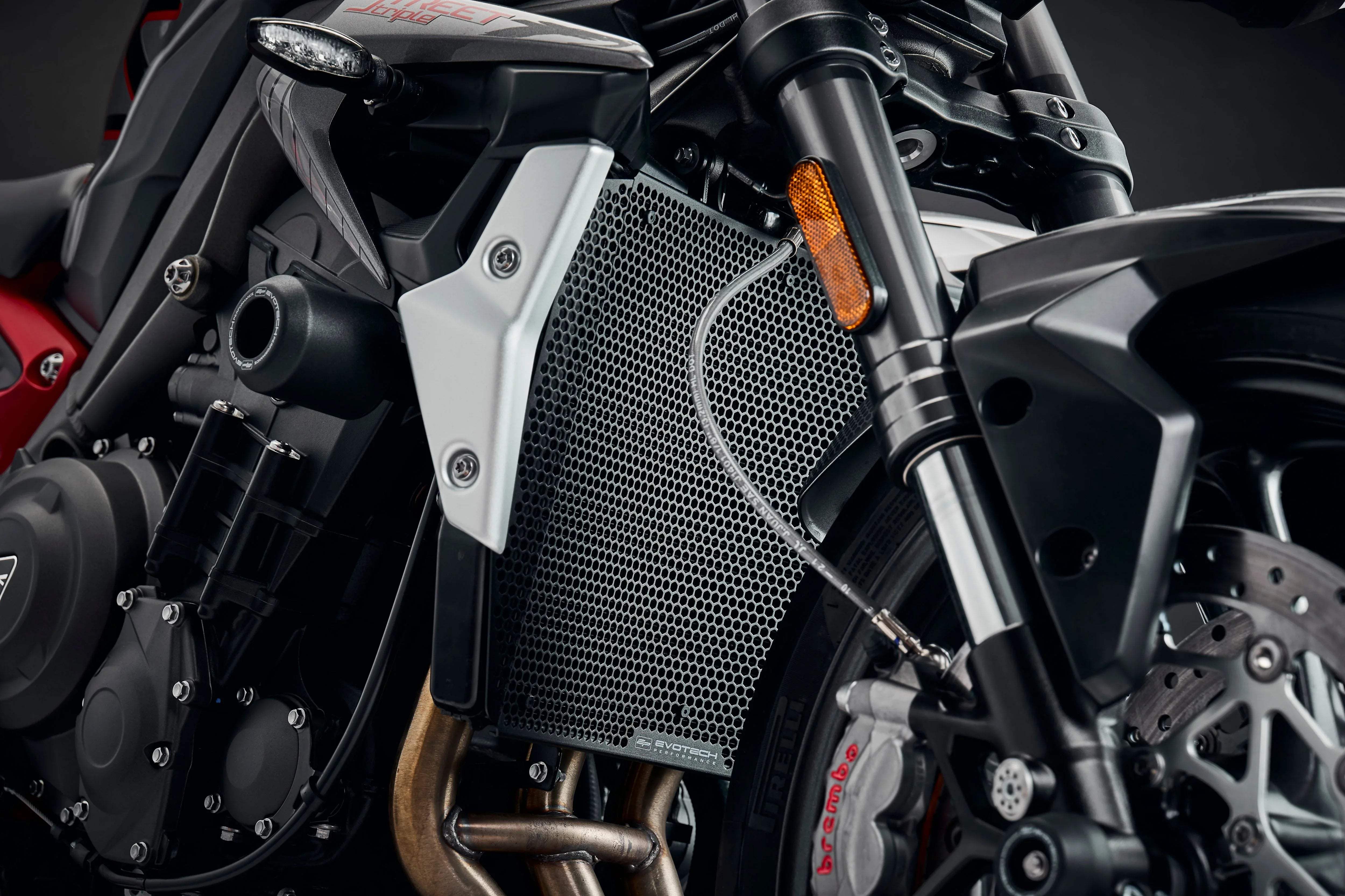 Evotech Radiator Guard - Triumph Street Triple R (2020-2022) - Kühlerschutzgitter | Evotech Performance