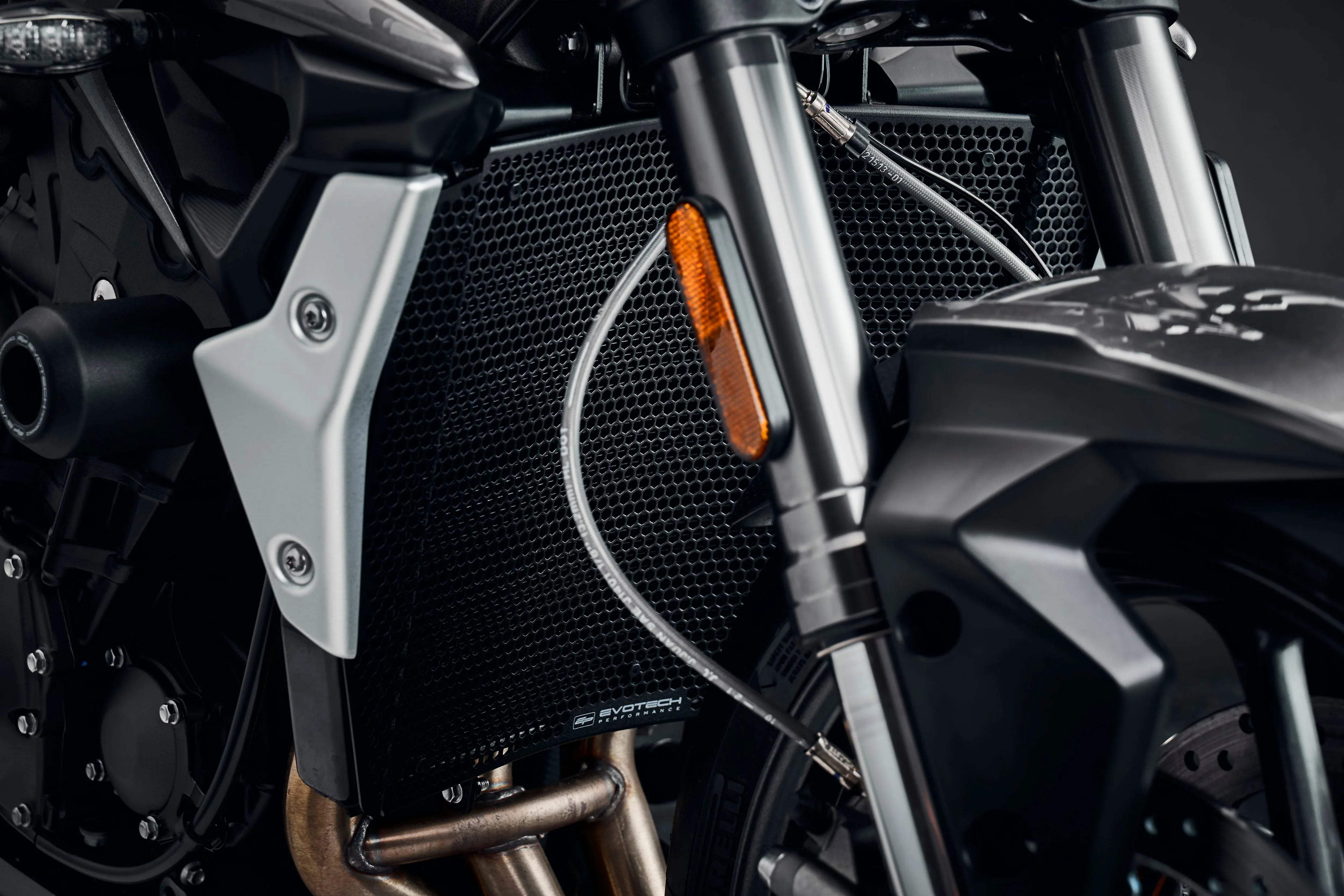 Evotech Radiator Guard - Triumph Street Triple R (2020-2022) - Kühlerschutzgitter | Evotech Performance