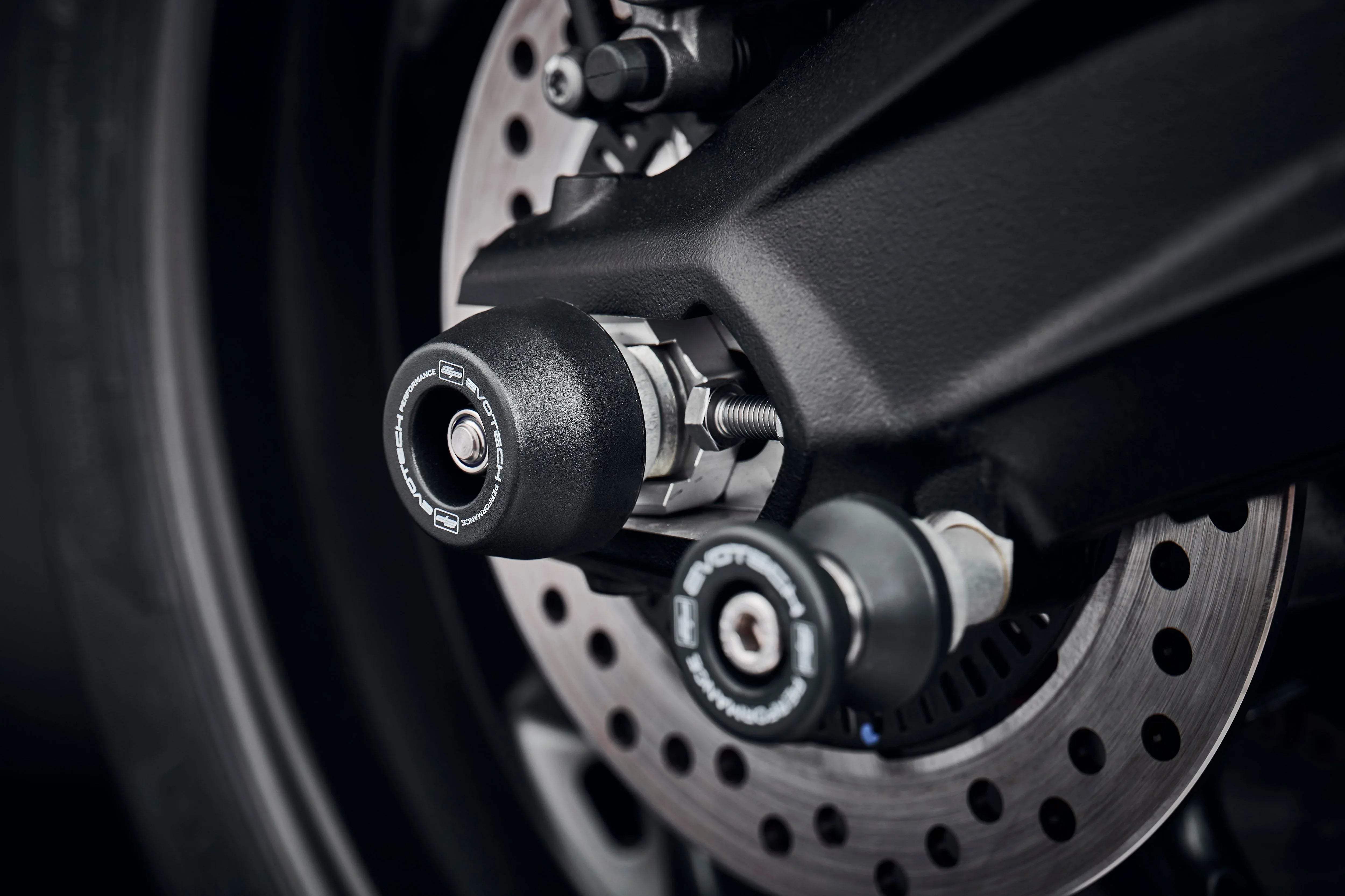 Evotech Rear Spindle Bobbins - Triumph Daytona 675R (2013-2017) - Spindle Bobbins | Evotech Performance