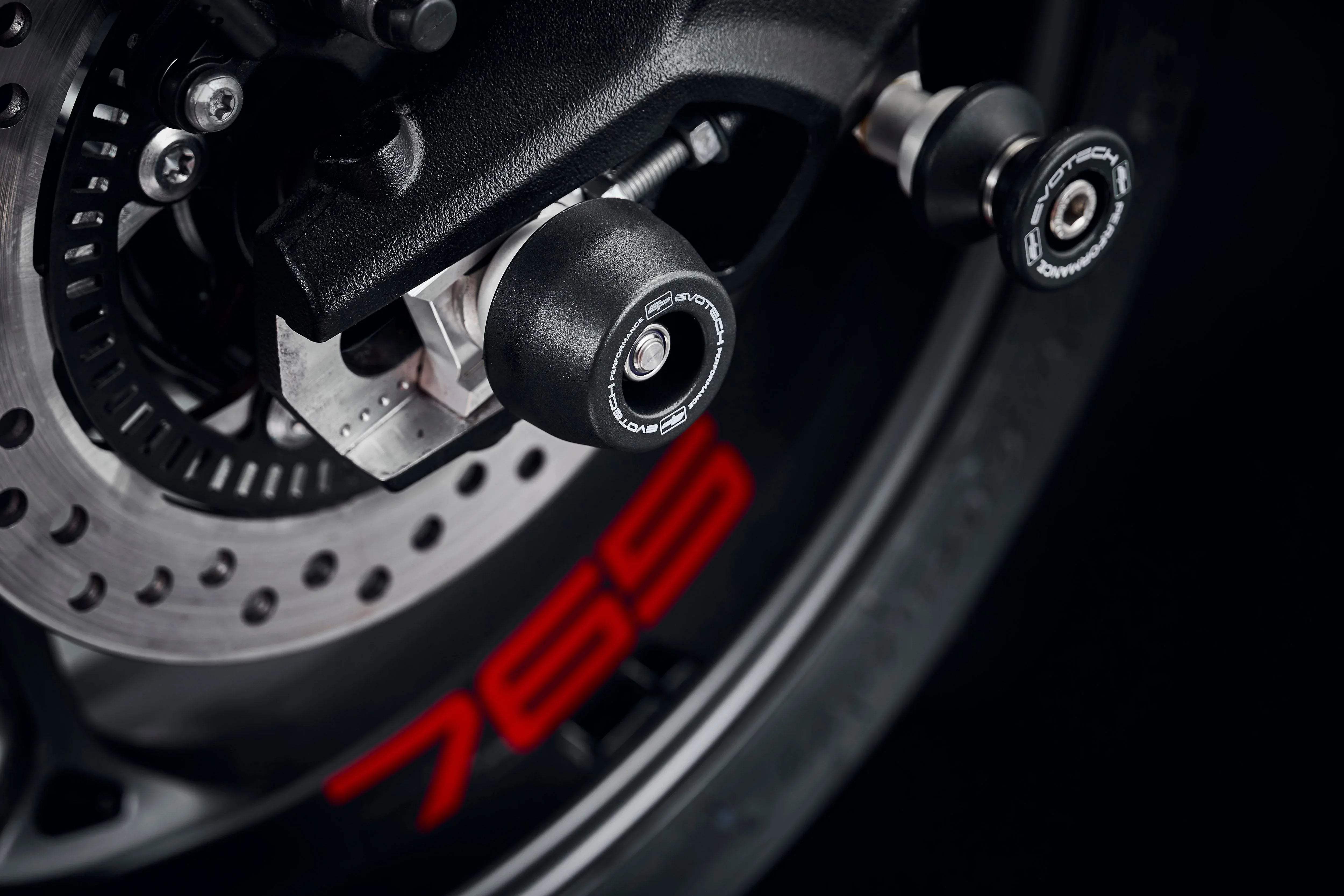 Evotech Rear Spindle Bobbins - Triumph Daytona 675R (2013-2017) - Spindle Bobbins | Evotech Performance