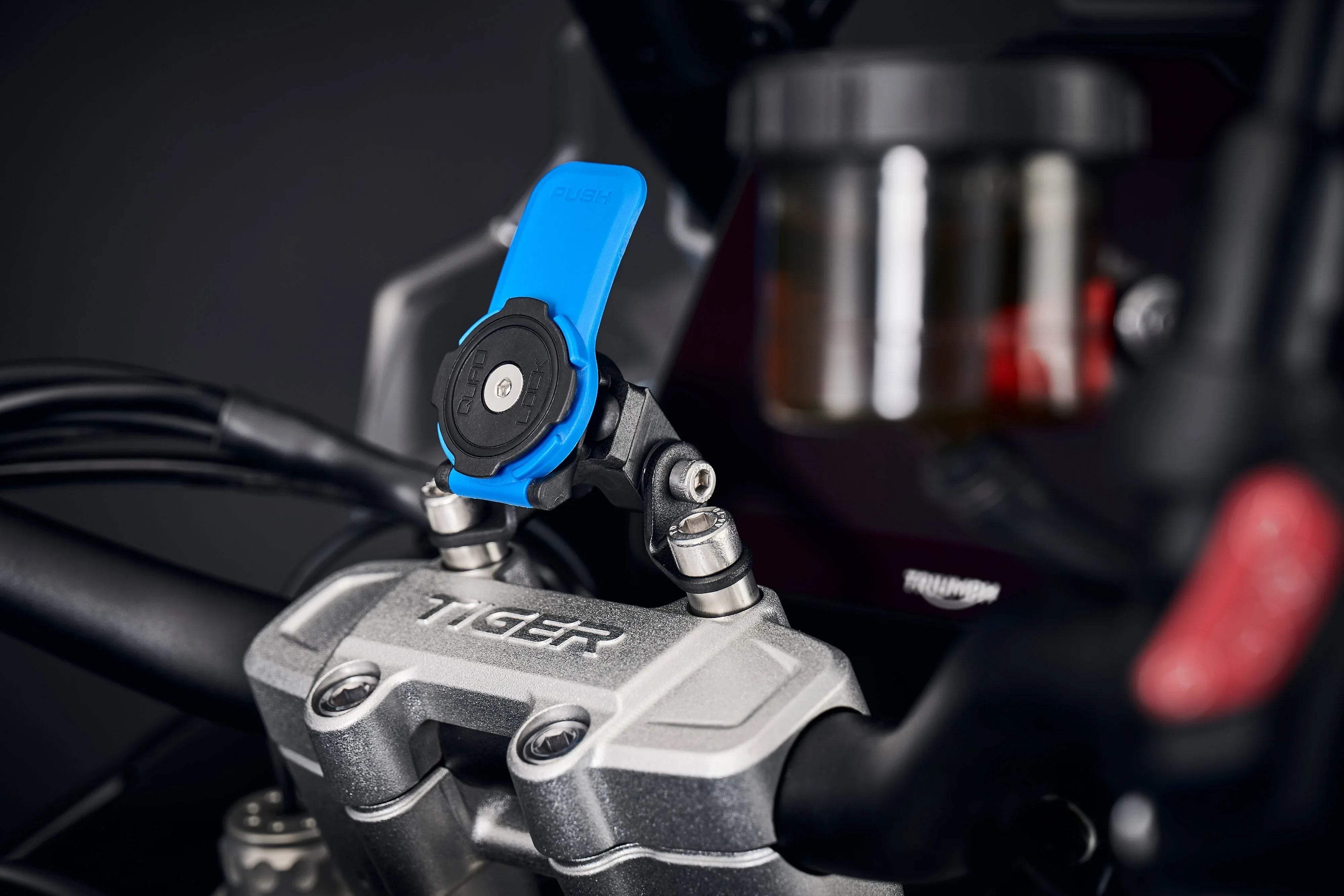 Evotech Performance Quad Lock Compatible Handlebar Clamp Mount - Triumph Tiger 1200 GT (2022+) - Halterung Quad Lock | Evotech Performance