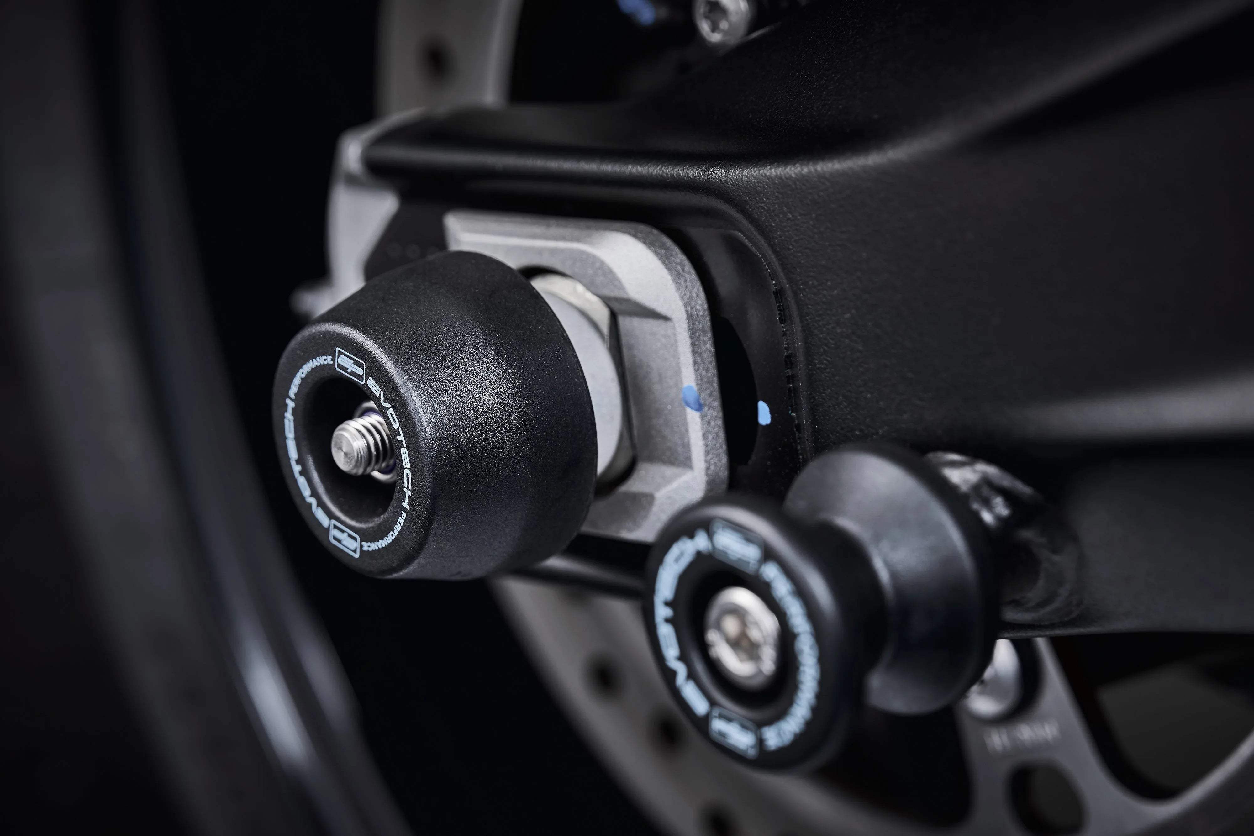Evotech Rear Spindle Bobbins - Triumph Tiger Sport 800 (2025+) - Spindle Bobbins | Evotech Performance