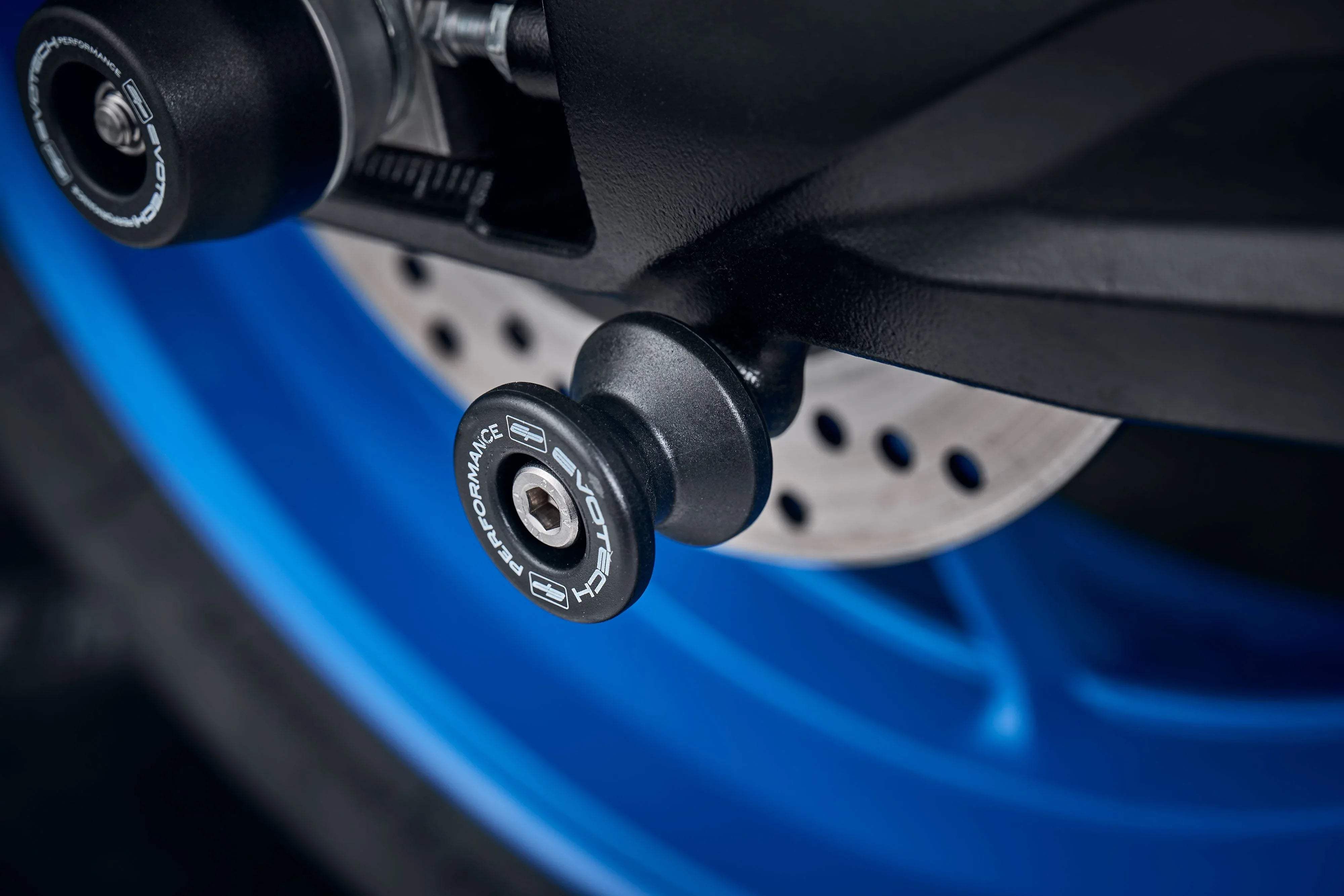 Evotech Paddock Stand Bobbins - Suzuki GSX-8T (2025+) - Alu Bobbins | Evotech Performance