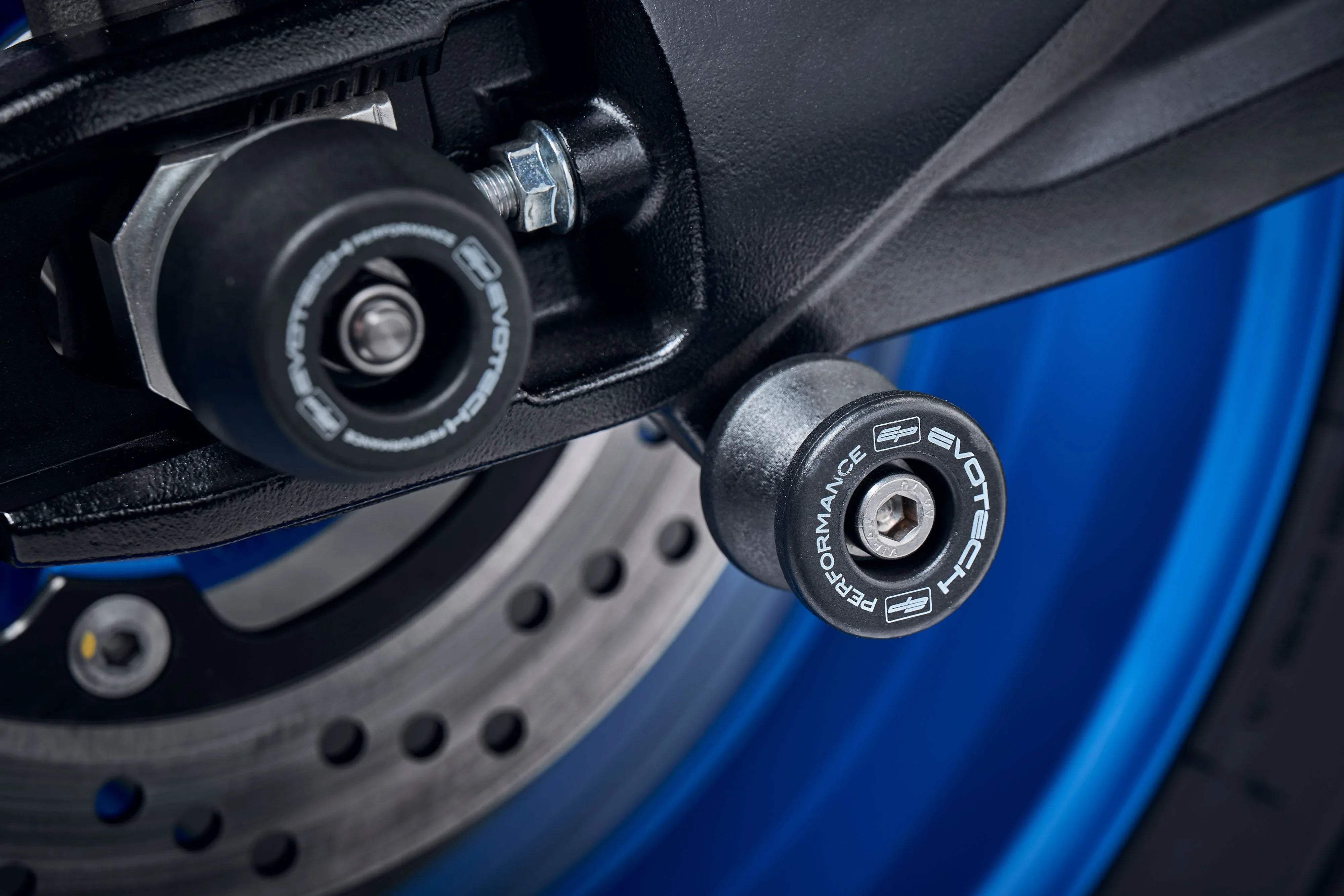 Evotech Paddock Stand Bobbins - Suzuki GSX-8TT (2025+) - Alu Bobbins | Evotech Performance