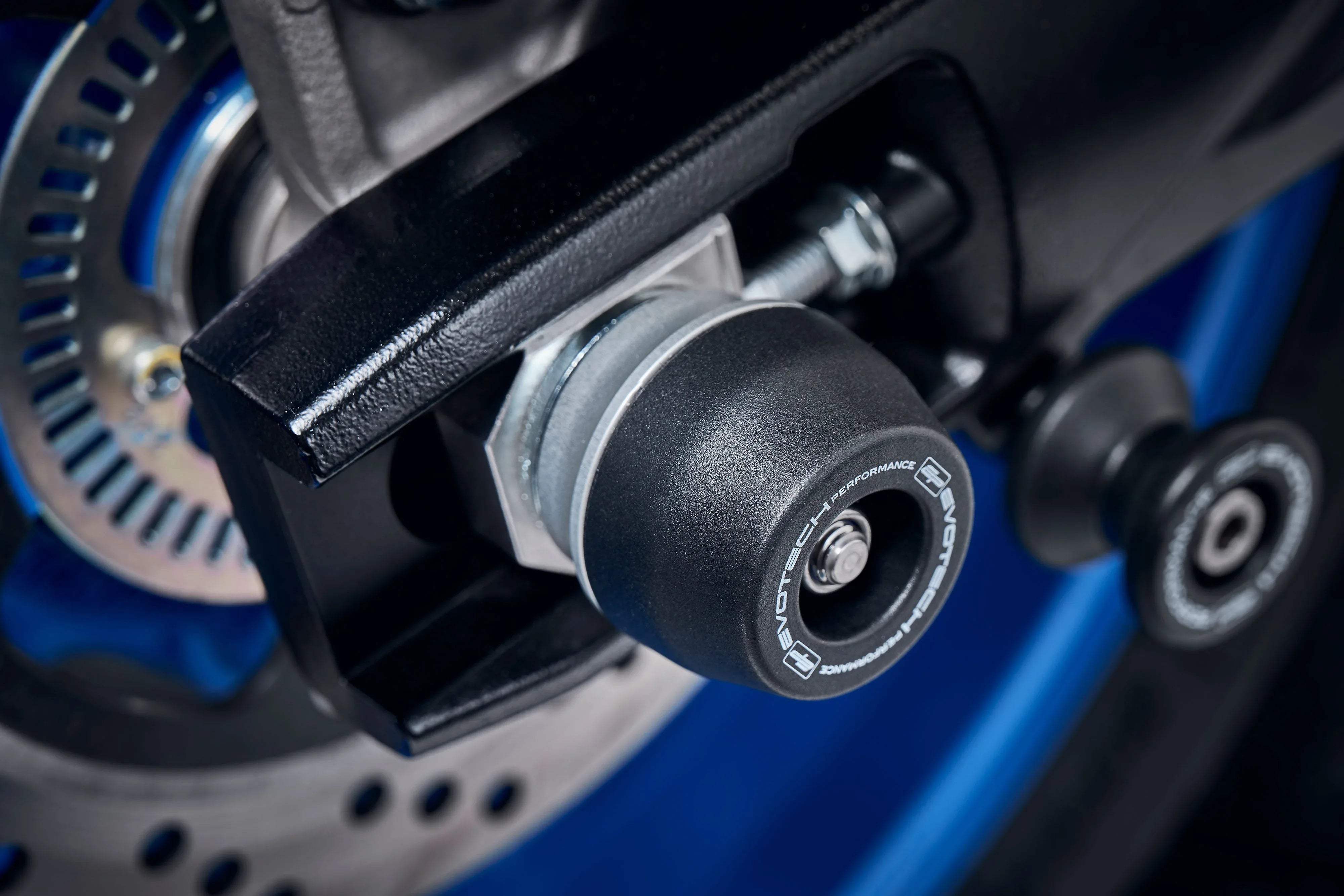 Evotech Rear Spindle Bobbins - Suzuki GSX-8TT (2025+) - Spindle Bobbins | Evotech Performance