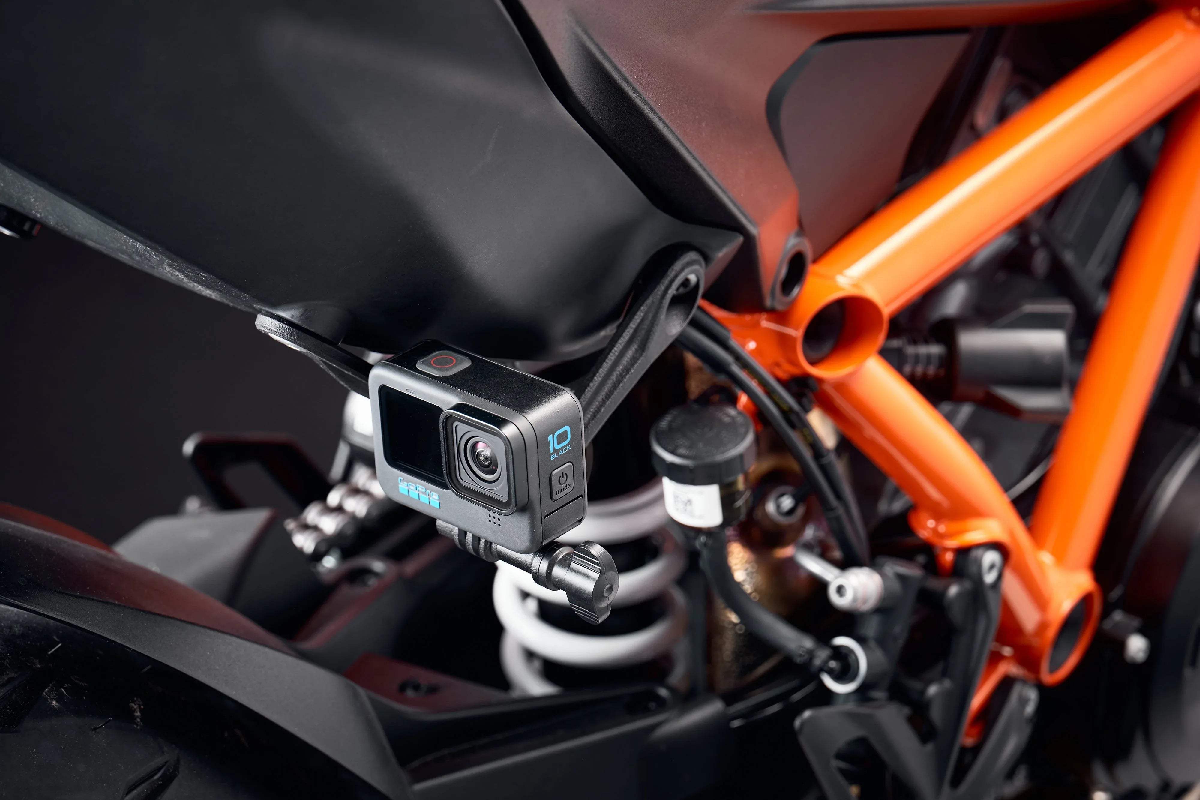 Evotech Performance Action Cam Fußrastenhalterung rechts KTM 1290 Super Duke R 2020 - 2023 - Action Cam Halterung | Evotech Performance