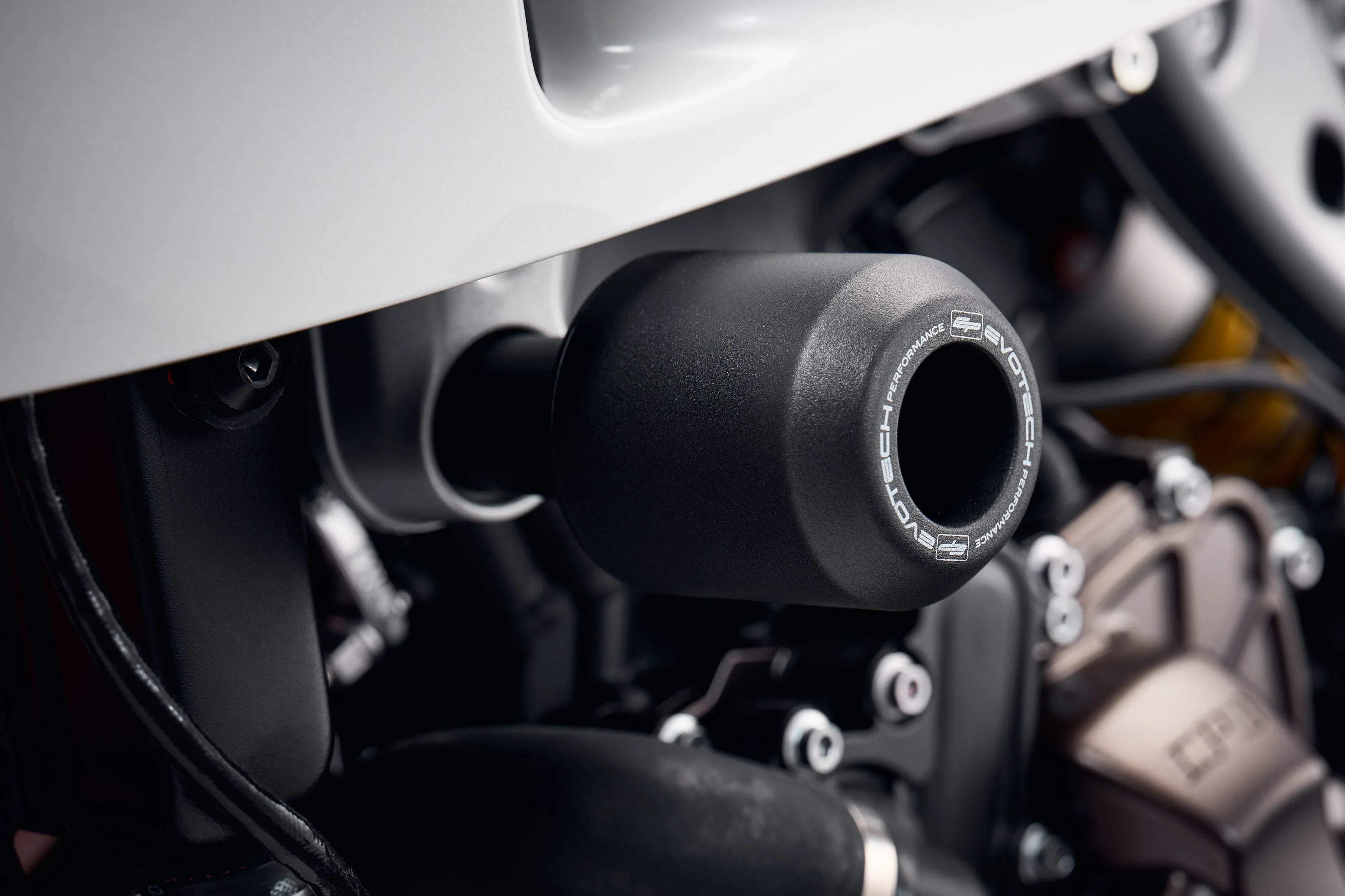 Evotech Performance Crash Protection Bobbins - Yamaha XSR900 (2022+) - Sturzpads | Evotech Performance