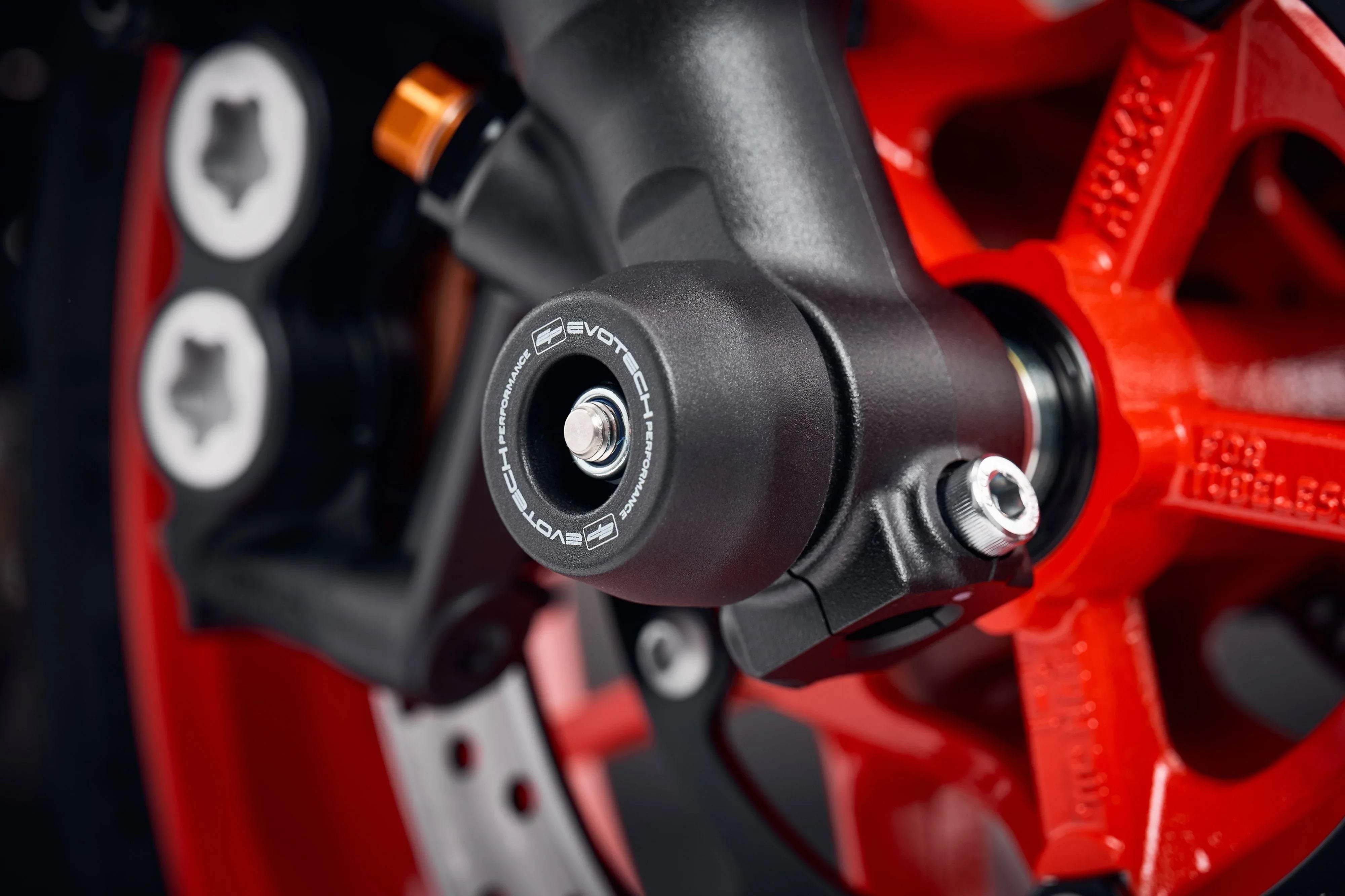 Evotech Front Spindle Bobbins - Yamaha Tracer 9 GT (2021 - 2024) - Spindle Bobbins | Evotech Performance