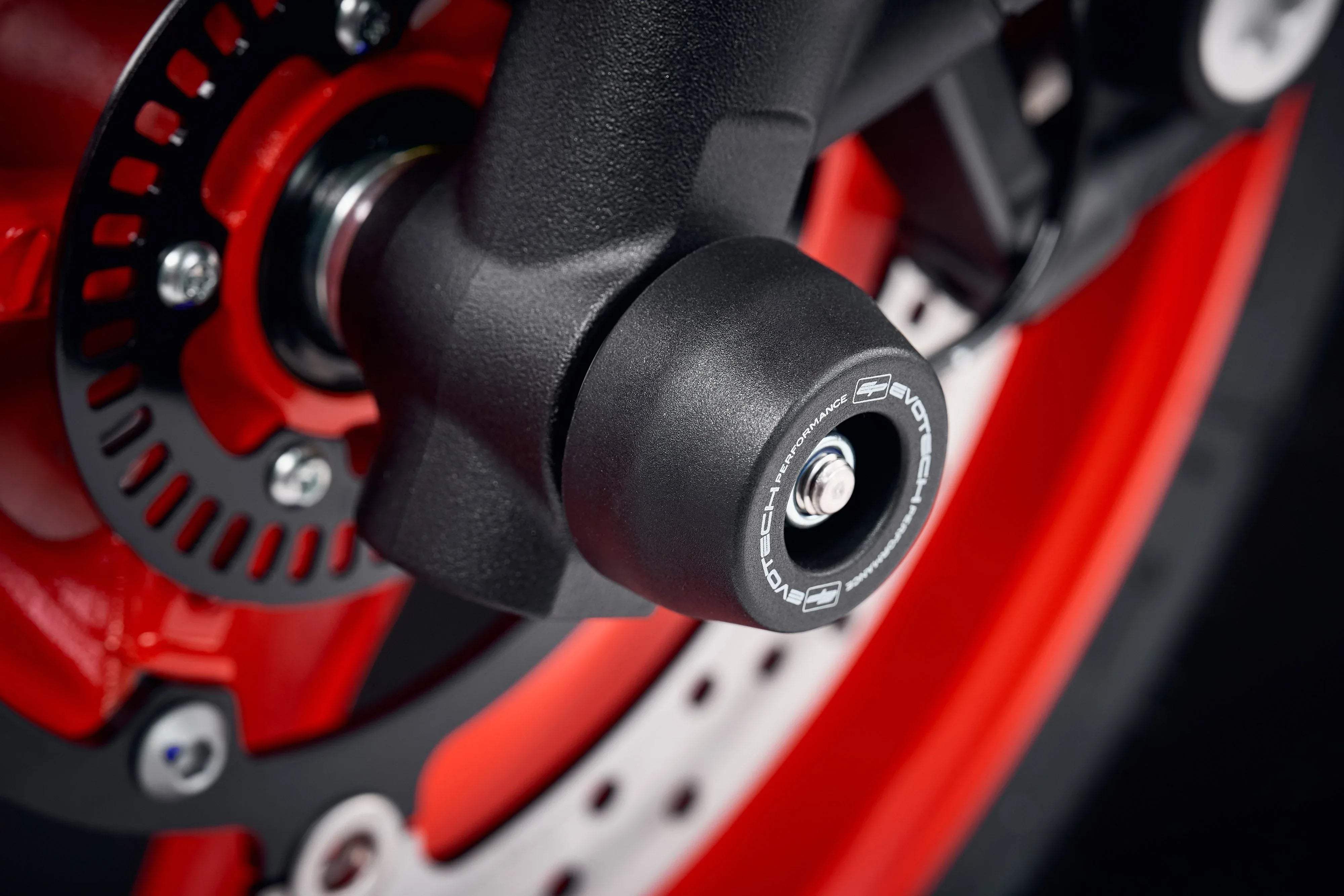 Evotech Front Spindle Bobbins - Yamaha Tracer 9 GT (2021 - 2024) - Spindle Bobbins | Evotech Performance