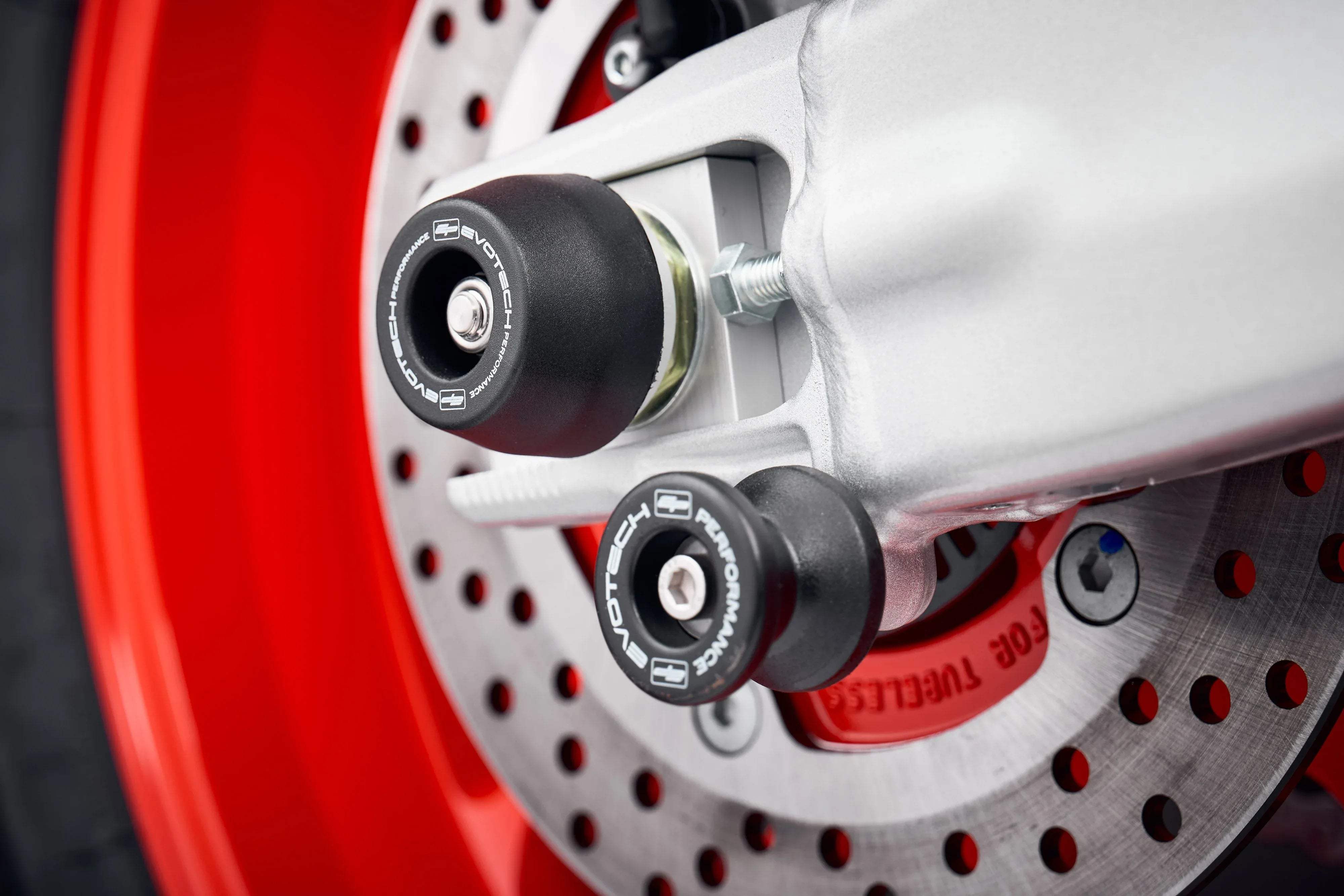 Evotech Performance Rear Spindle Bobbins - Yamaha XSR900 (2022+) - Spindle Bobbins | Evotech Performance