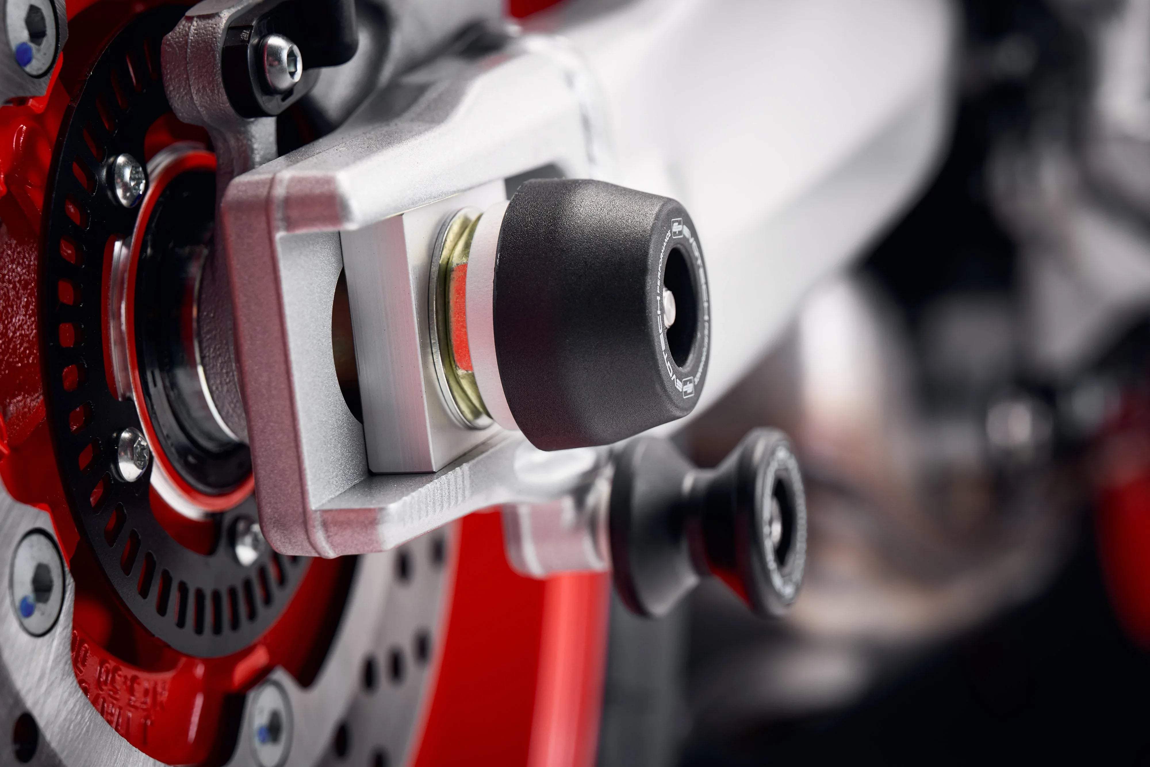 Evotech Performance Spindle Bobbins Kit - Yamaha XSR900 (2022+) - Spindle Bobbins | Evotech Performance