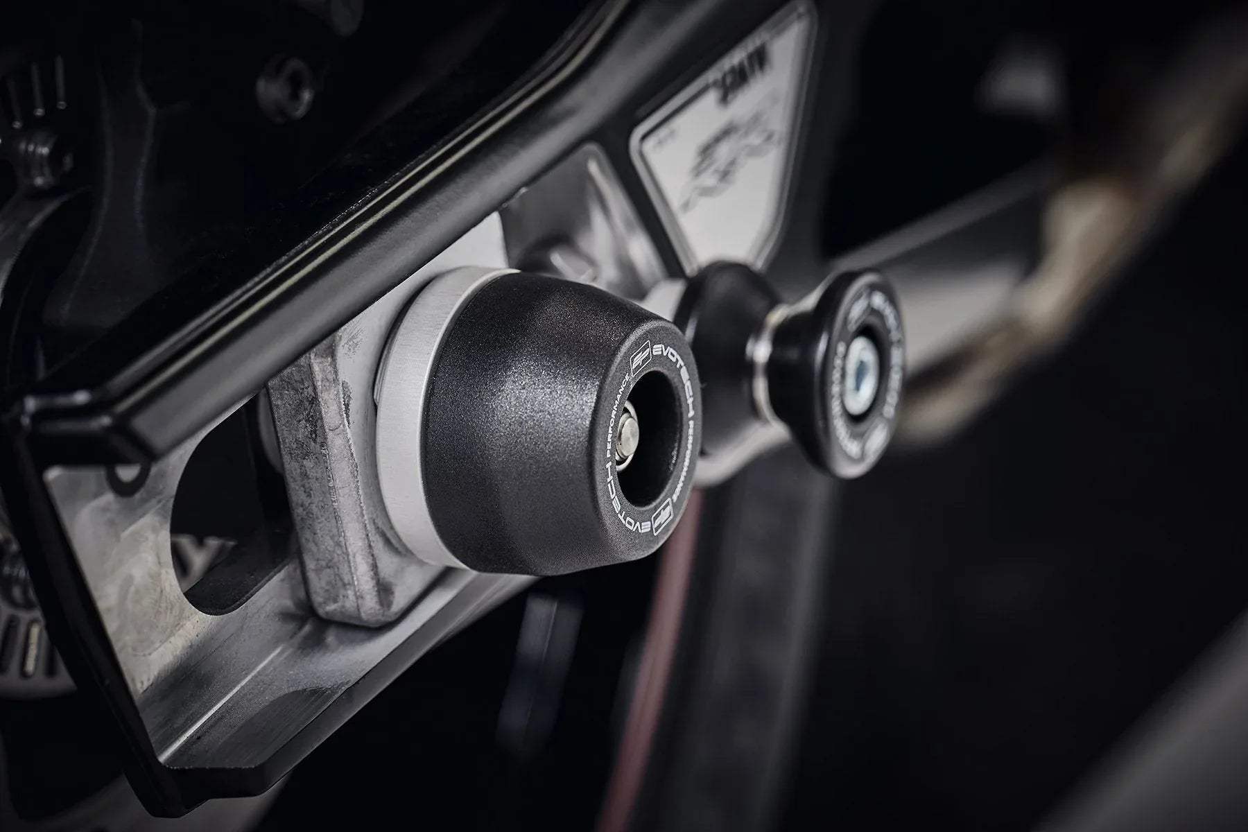 Evotech Rear Spindle Bobbins - BMW S 1000 RR (2010-2011) - Spindle Bobbins | Evotech Performance