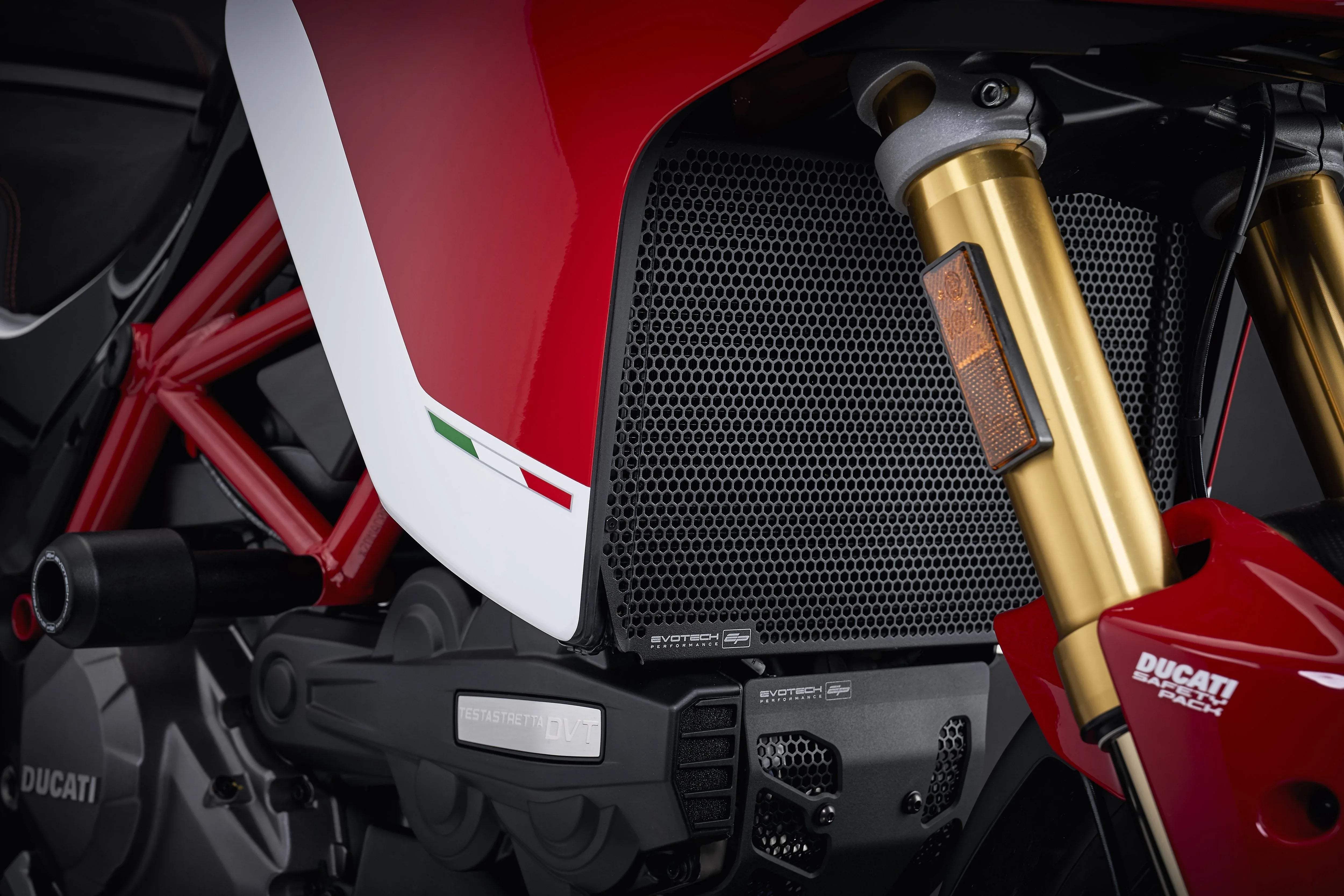 Evotech Ducati Multistrada 1200 S D air Radiator Oil Cooler Guard Set 2015 - 2017 - Kühlerschutzgitter | Evotech Performance