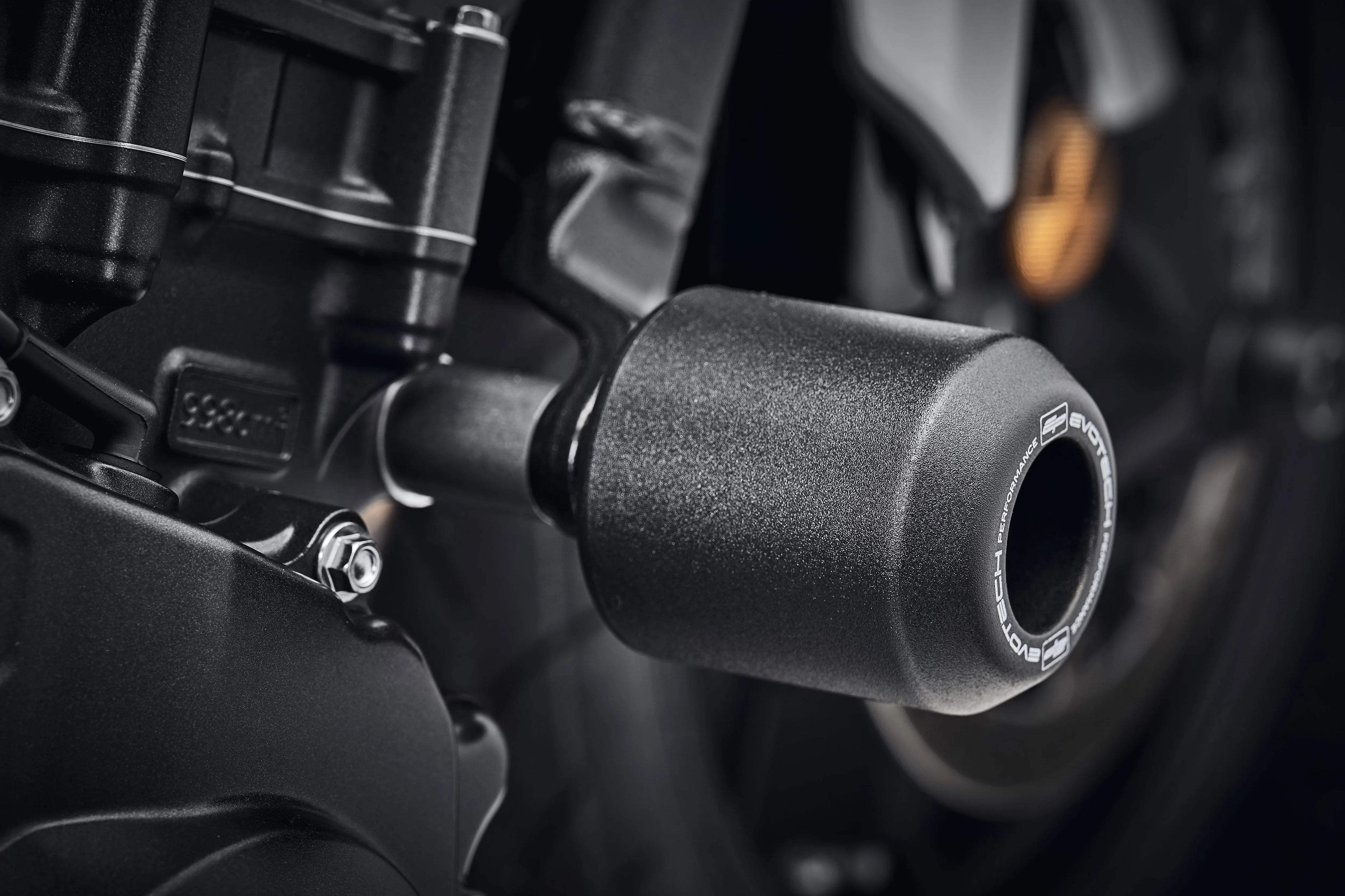 Evotech Honda CB1000R Neo Sports Cafe Crash Protection (2018 - 2020) - Sturzpads | Evotech Performance