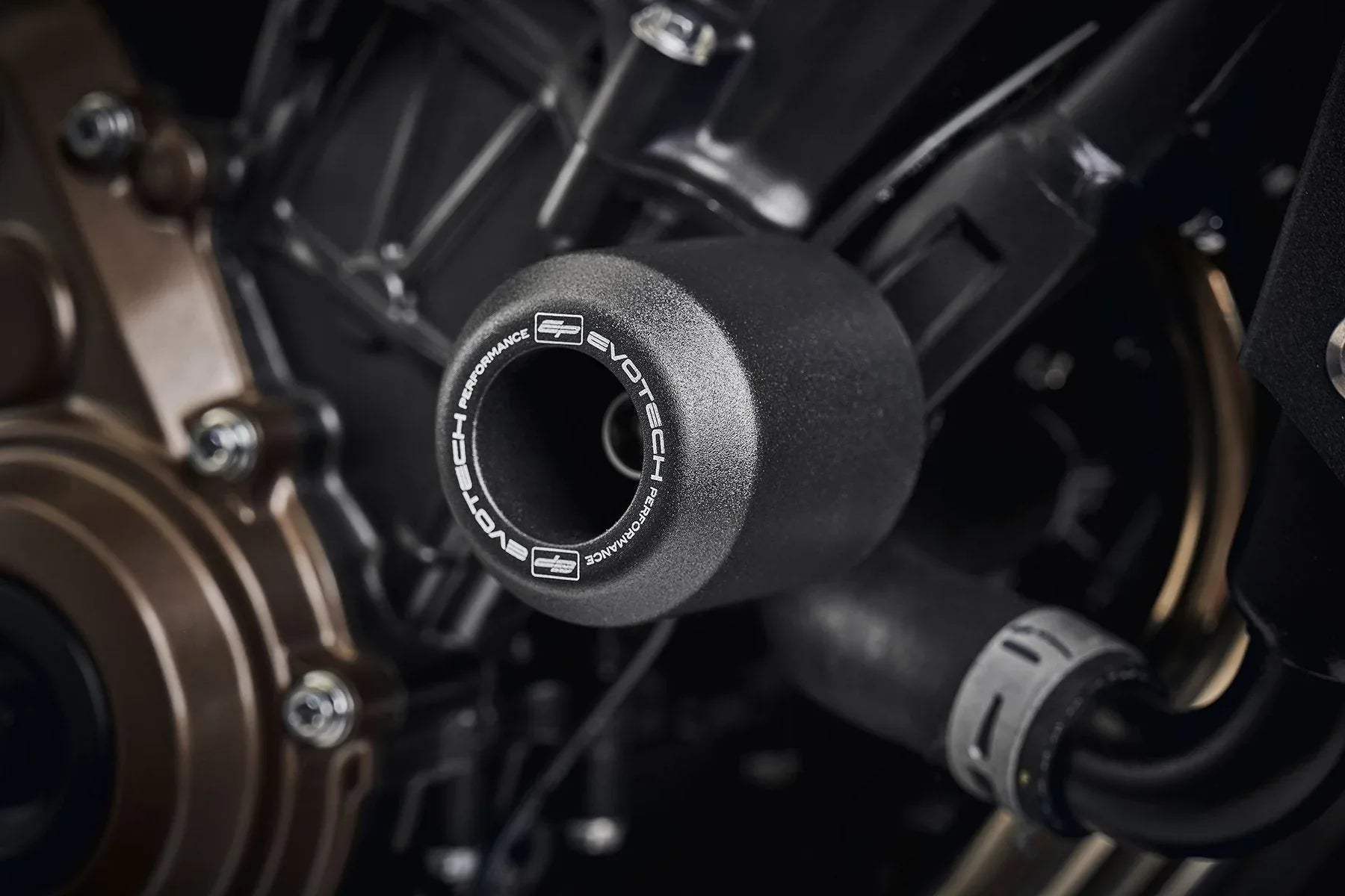 Evotech Honda CB650R Neo Sports Cafe Crash Protection (2021 - 2023) - Sturzpads | Evotech Performance