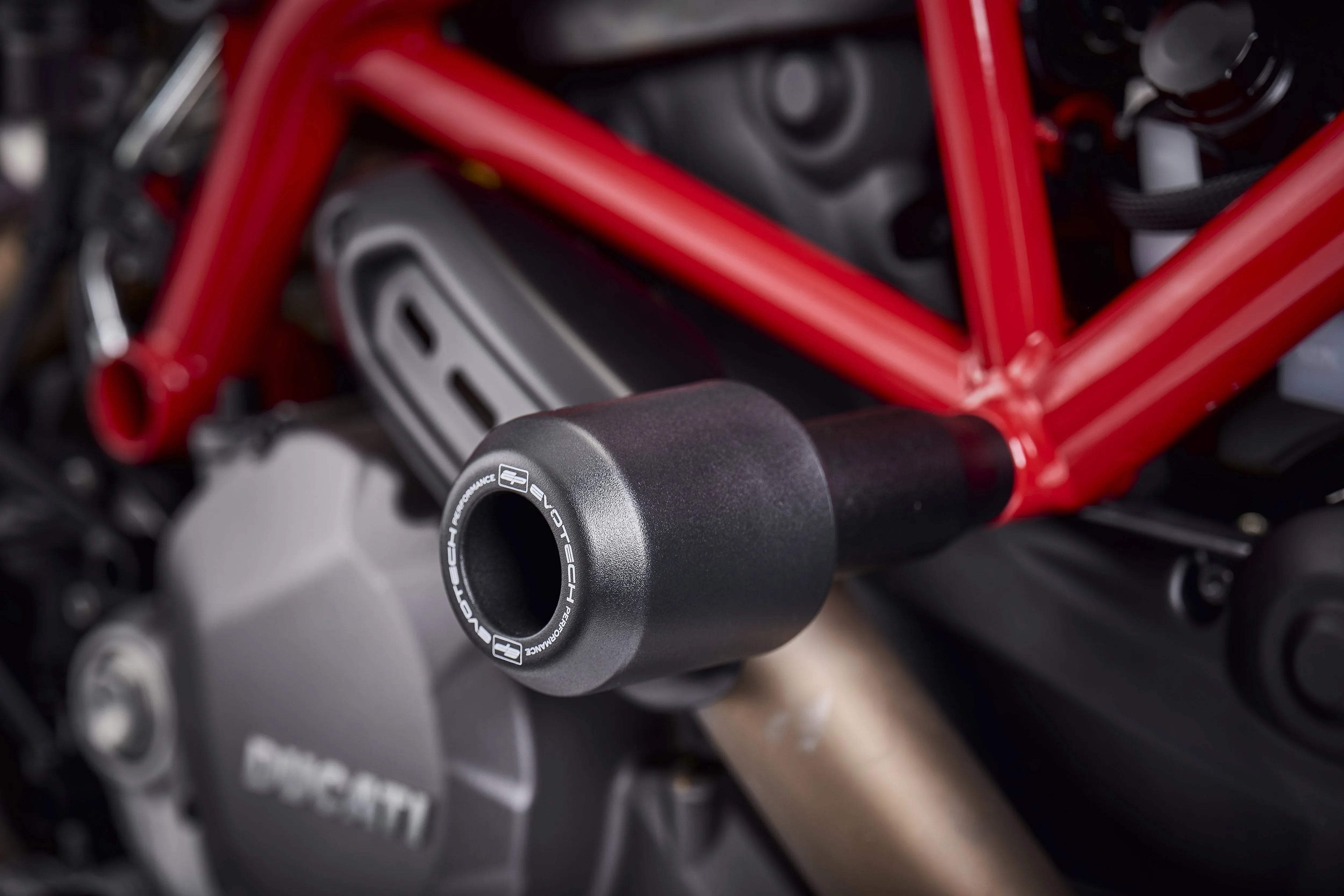 Evotech Ducati Hypermotard 821 SP Crash Bobbins 2013 - 2015 - Sturzpads | Evotech Performance