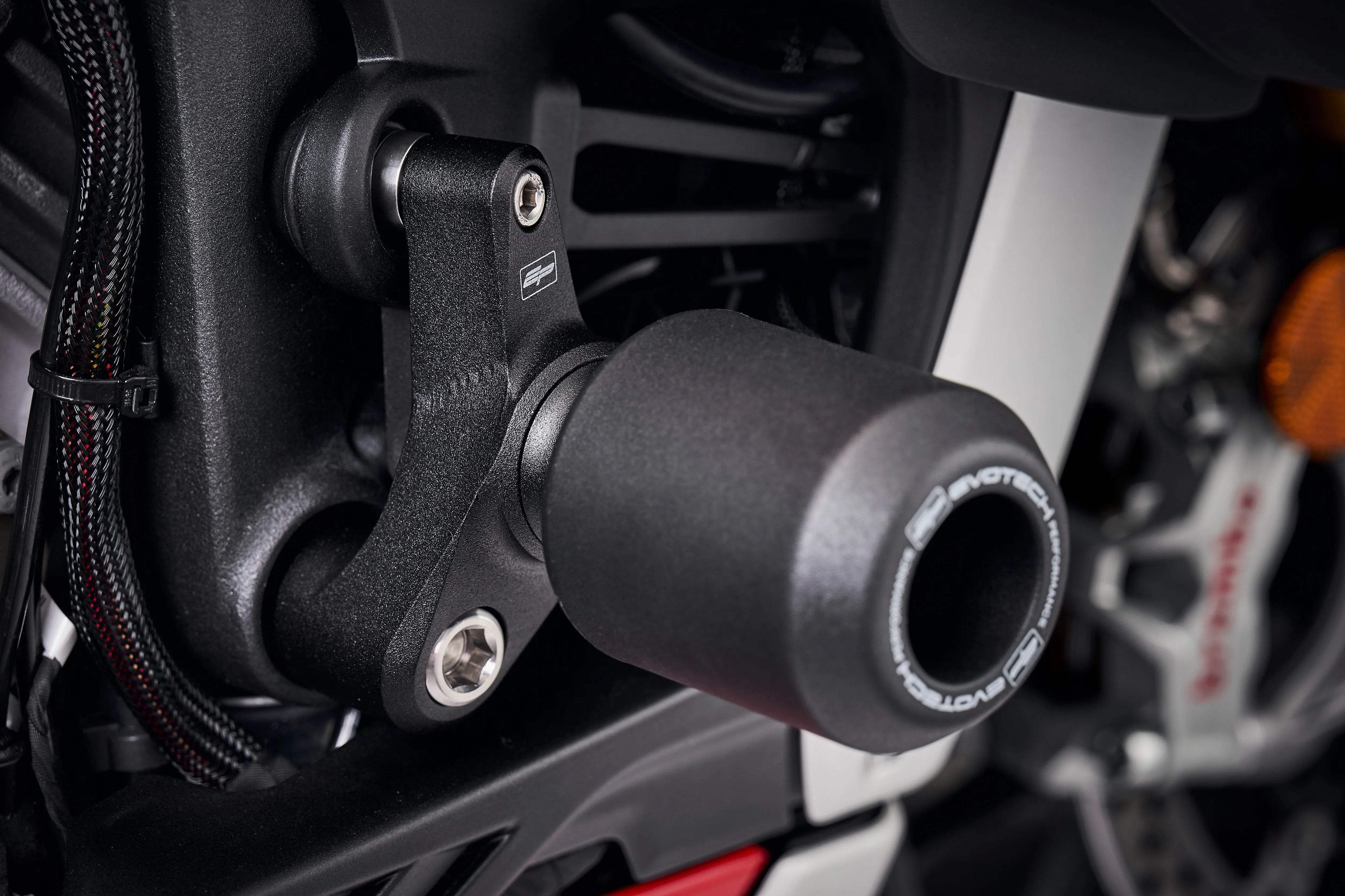 Evotech Performance Ducati Streetfighter V4 SP Frame Crash Protection (2022 - 2024) - Sturzpads | Evotech Performance