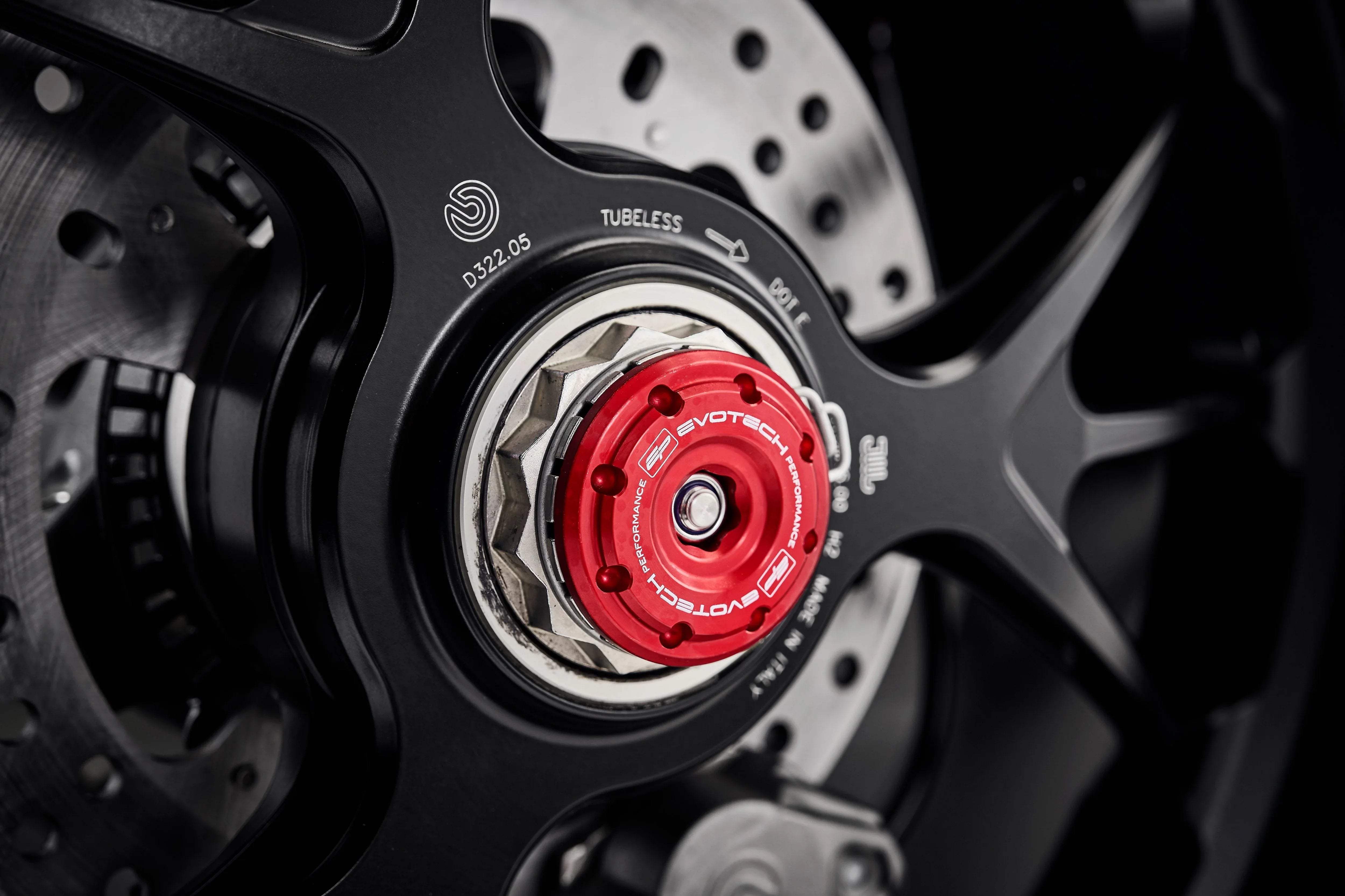 Evotech Rear Spindle Bobbins - Ducati Streetfighter V4 S (2020 - 2024) - Spindle Bobbins | Evotech Performance