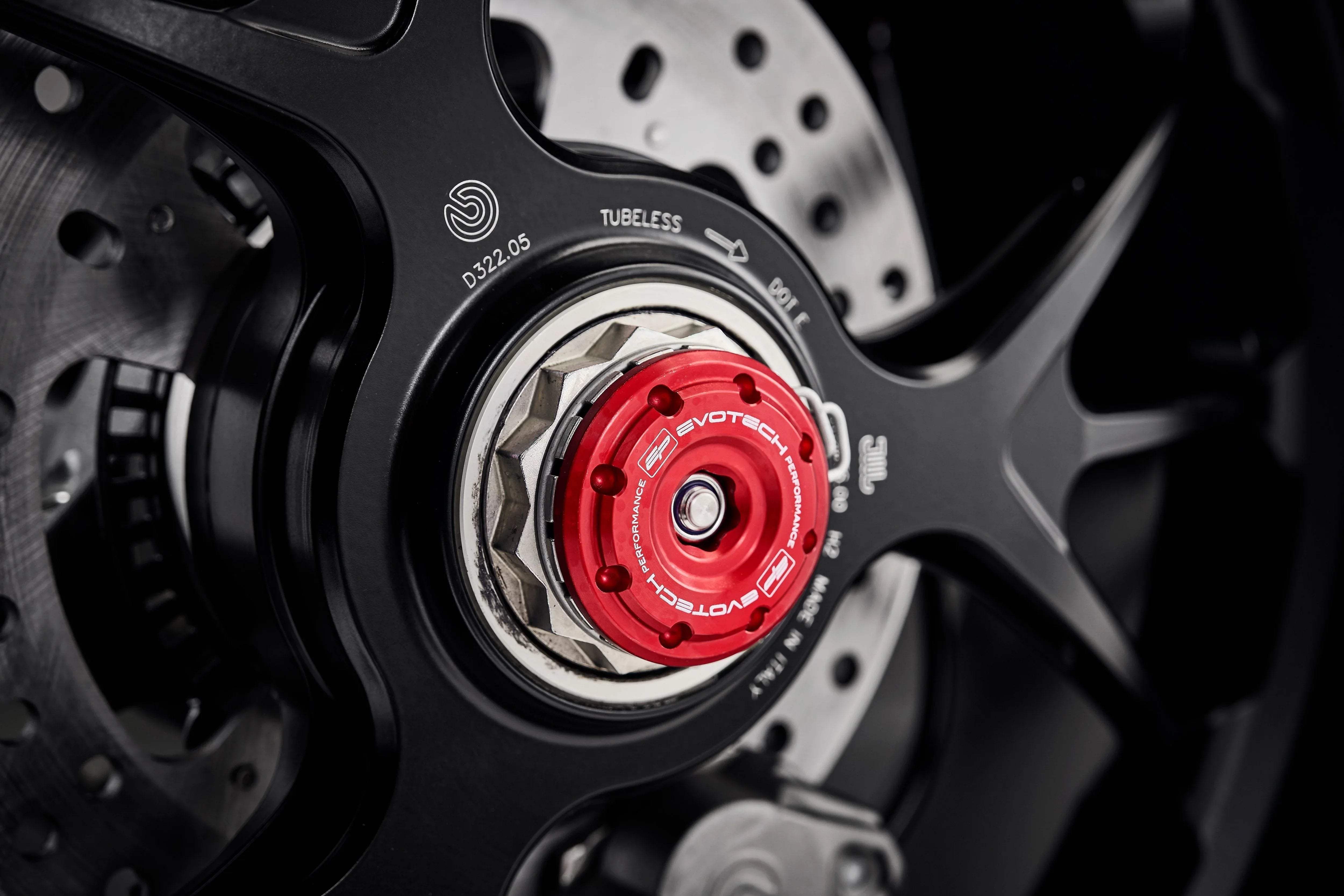 Evotech Performance Rear Spindle Bobbins - Ducati Streetfighter V4 SP2 (2023 - 2024) - Spindle Bobbins | Evotech Performance