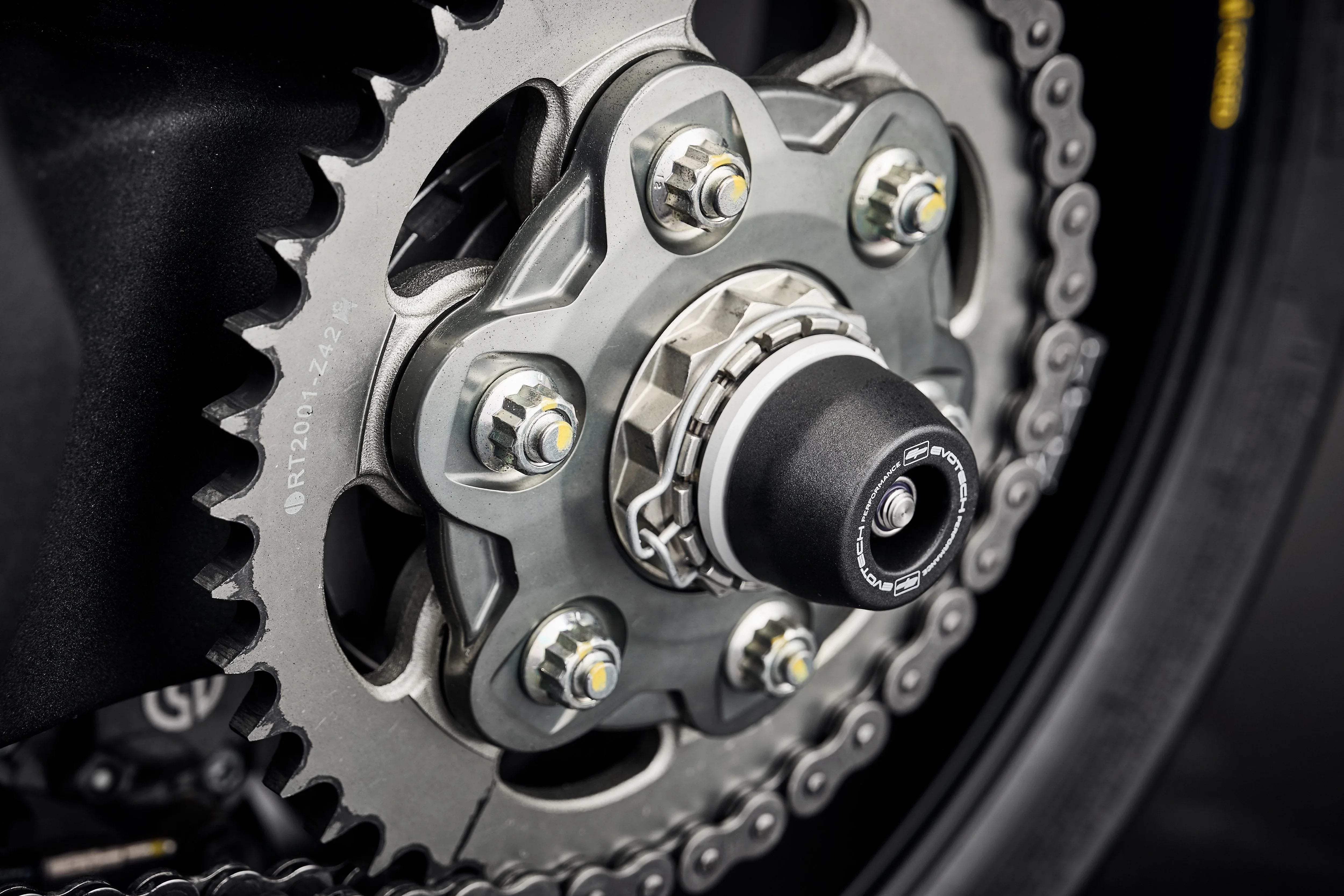 Evotech Performance Rear Spindle Bobbins - Ducati Streetfighter V4 SP (2022 - 2024) - Spindle Bobbins | Evotech Performance