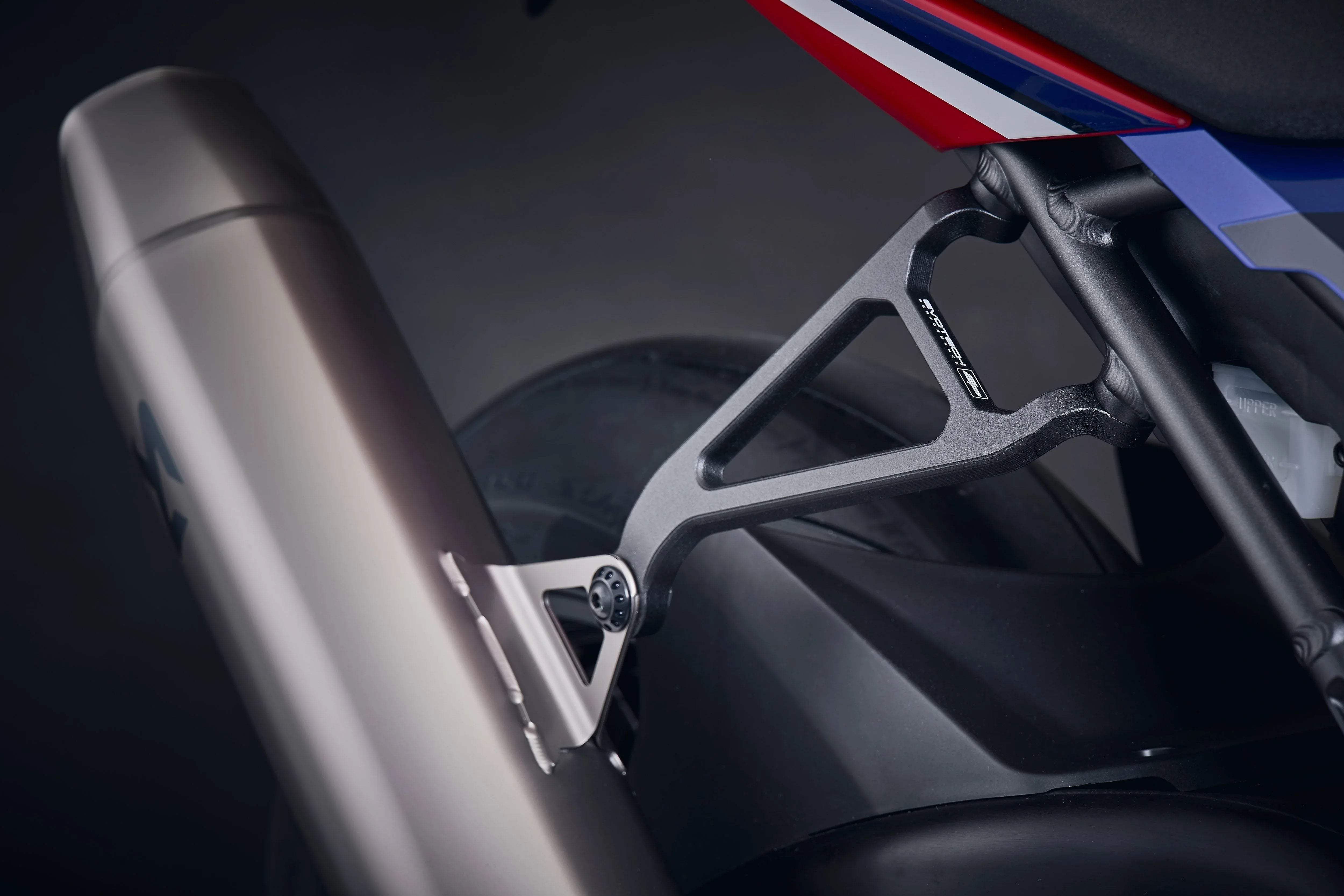 Evotech Honda CBR1000RR-R Exhaust Hanger (2020 - 2023) - Auspuffhalterung | Evotech Performance